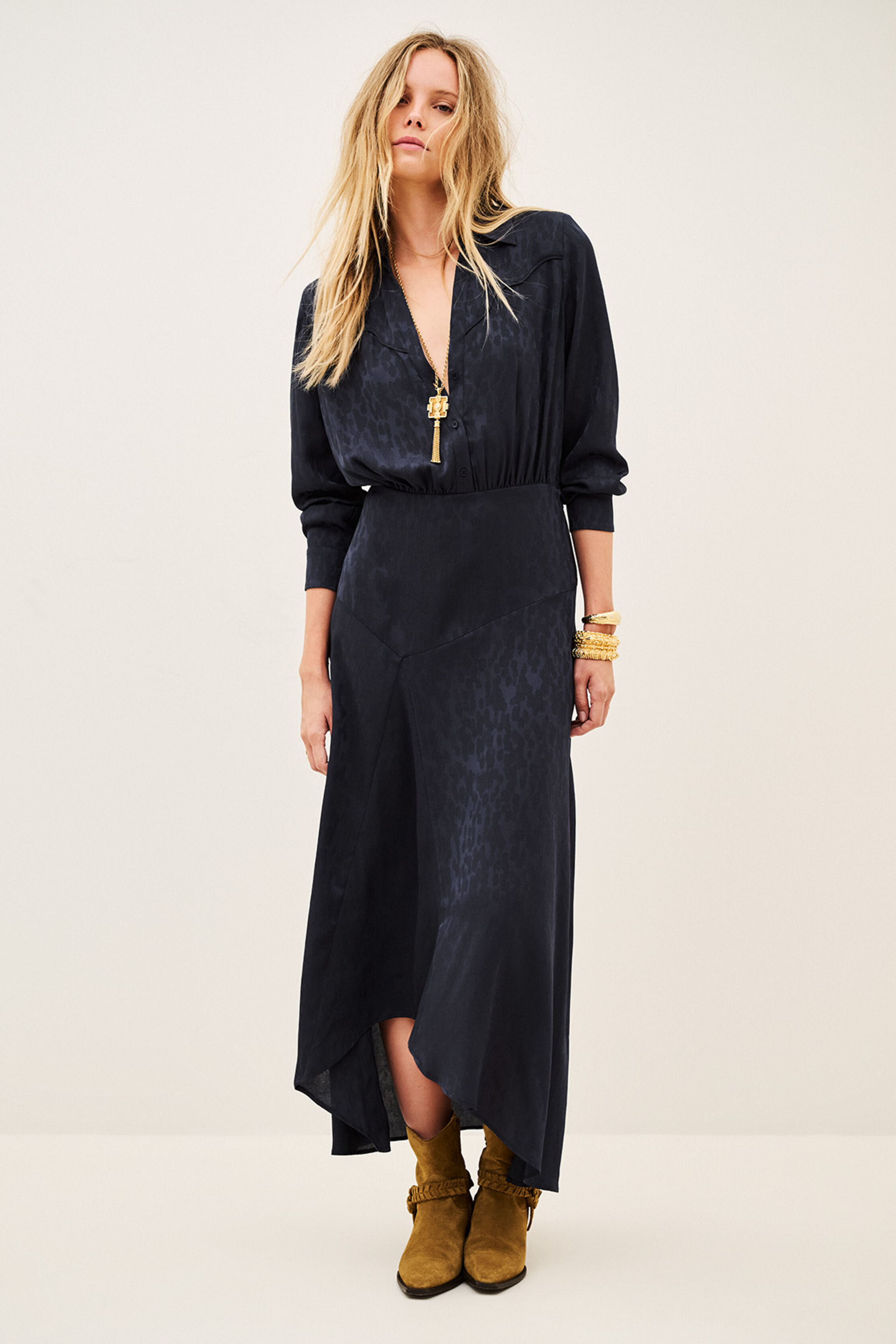 robe HELIA