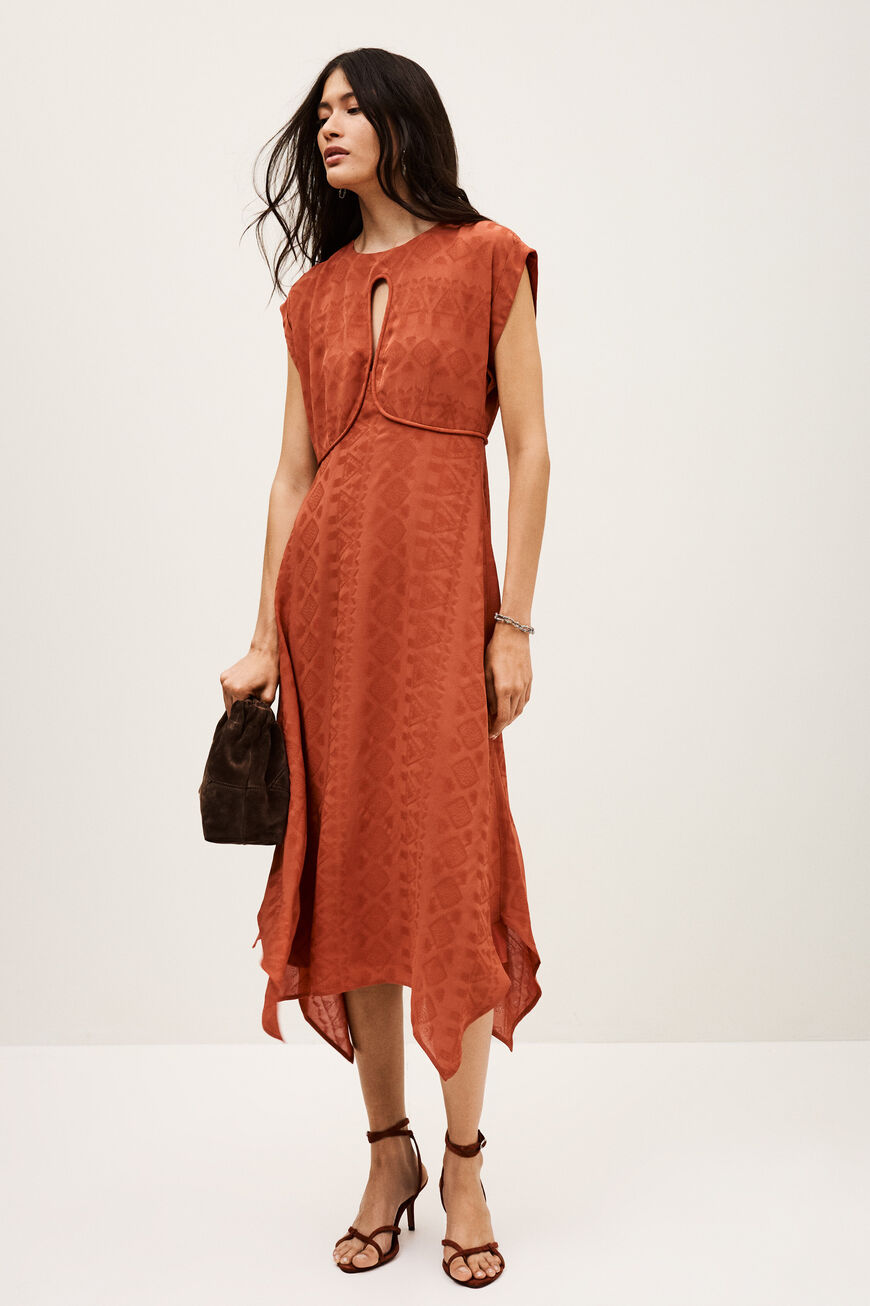 dress INAIA