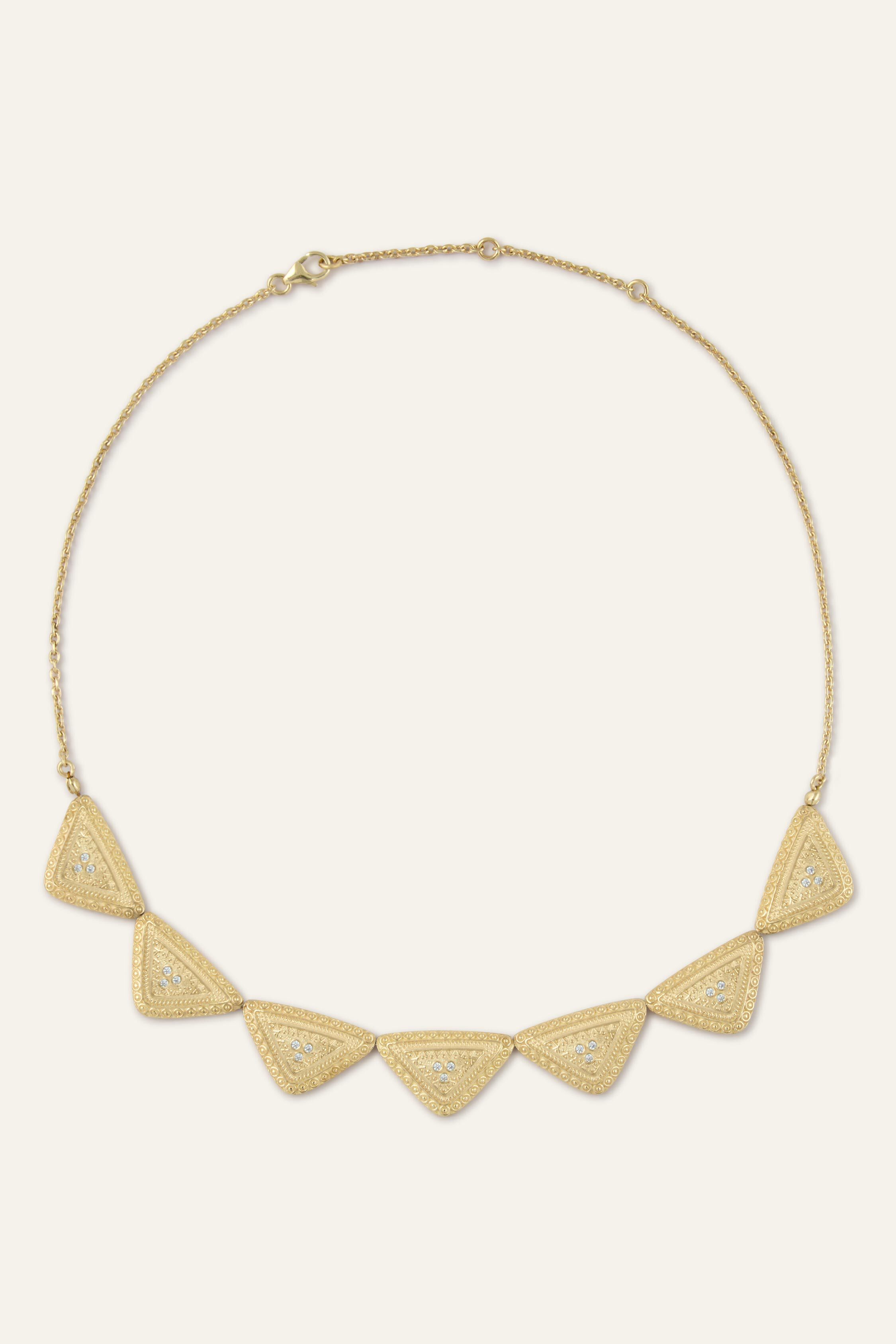 collier ELURU