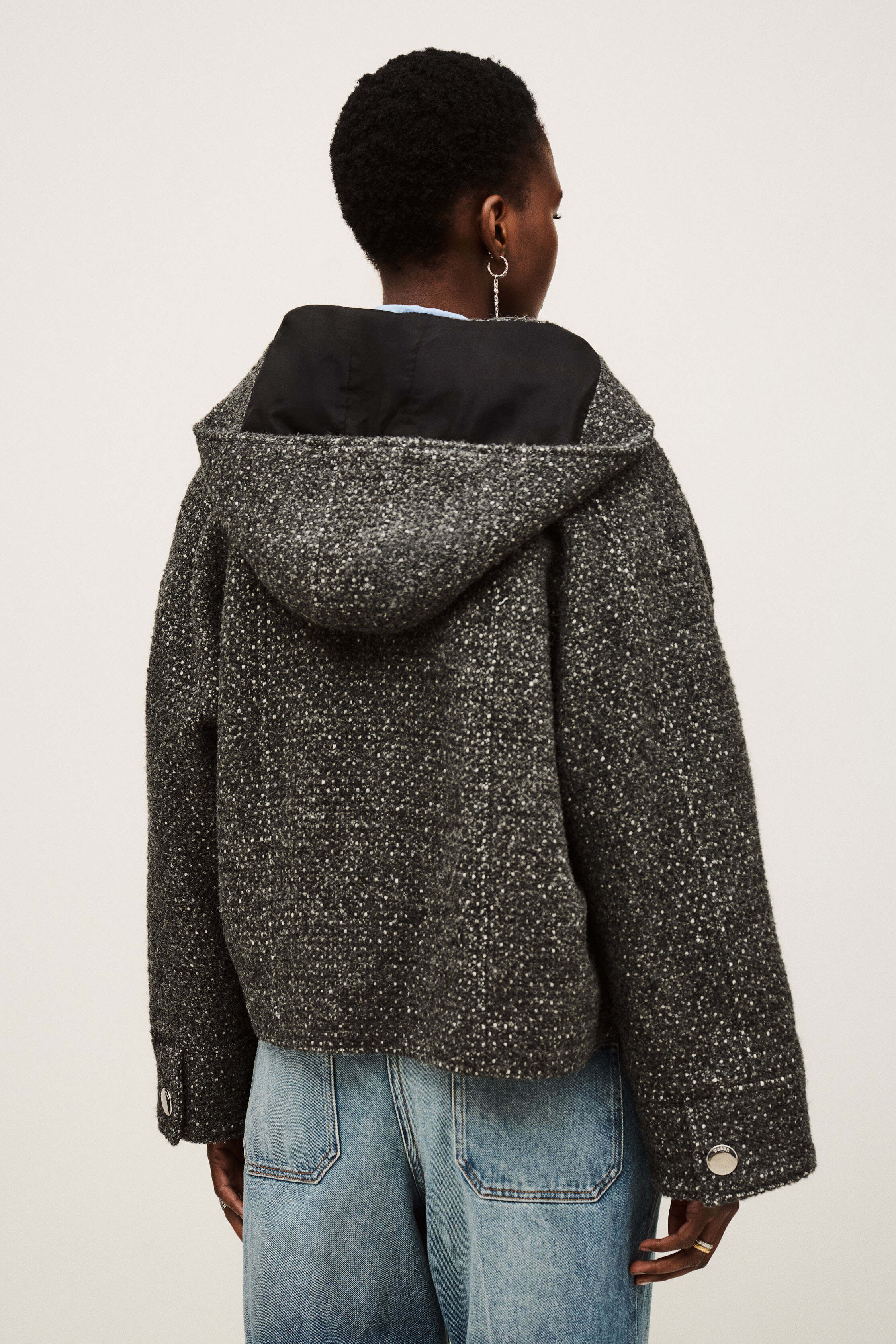 coat ZOVE