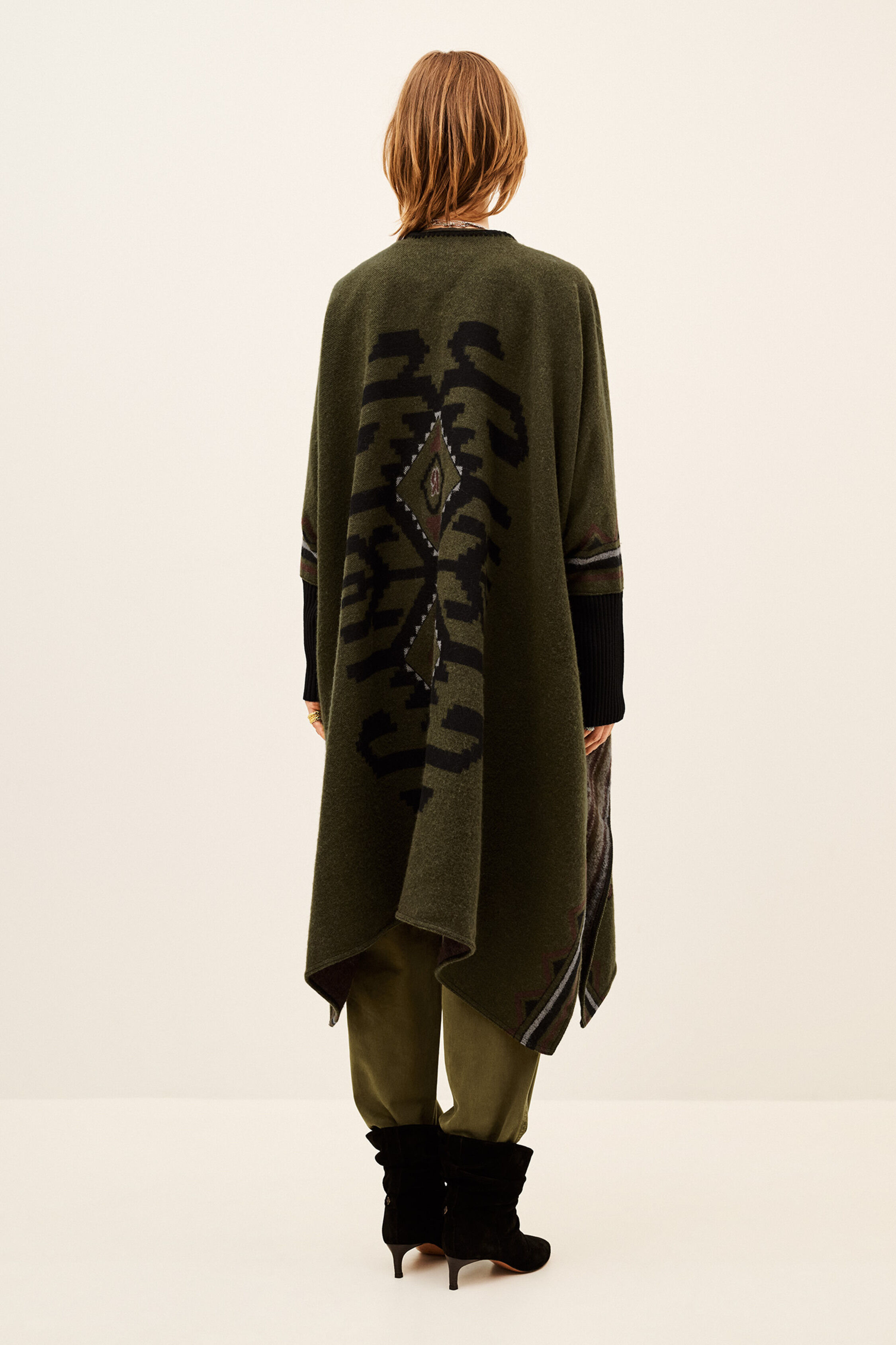 coat PONGO