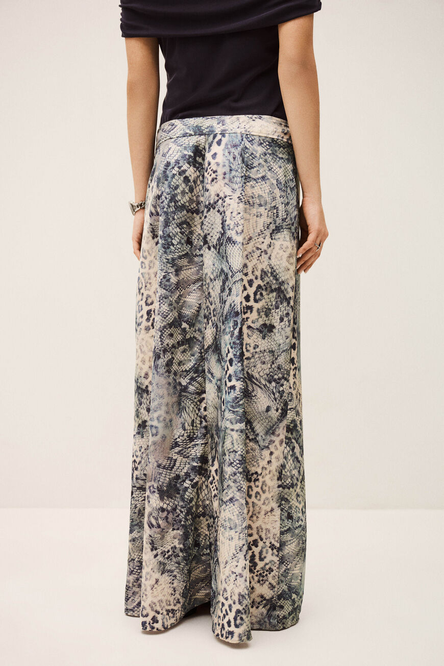 SKIRT CIRIA