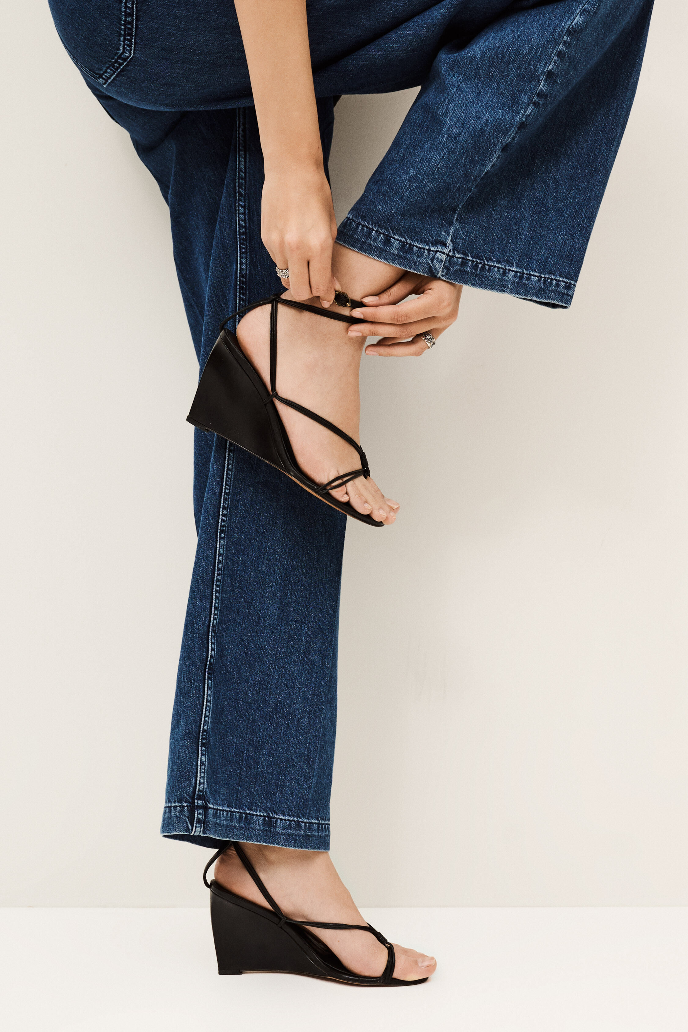 CONNY SANDALS