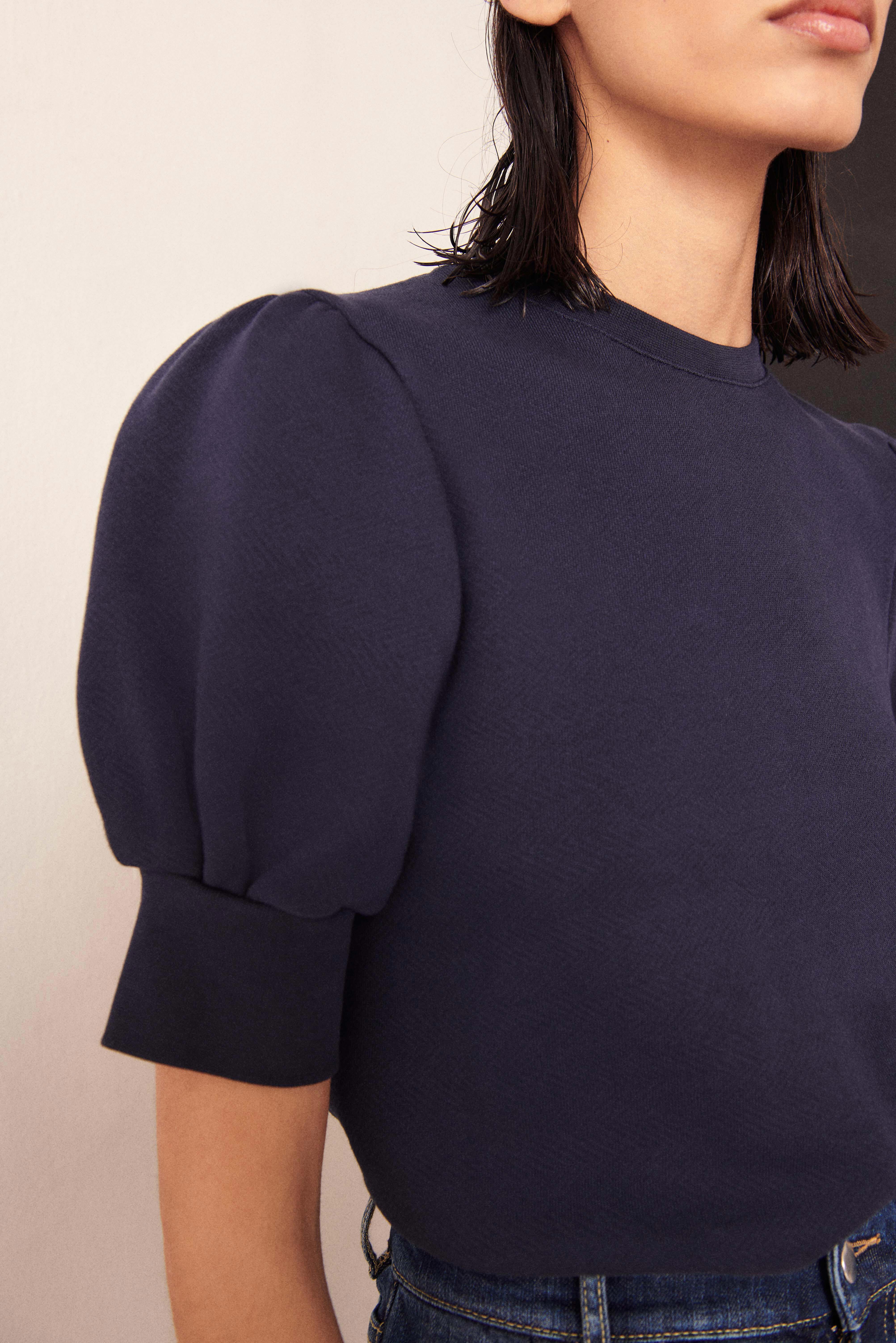 TAEL SWEATSHIRT