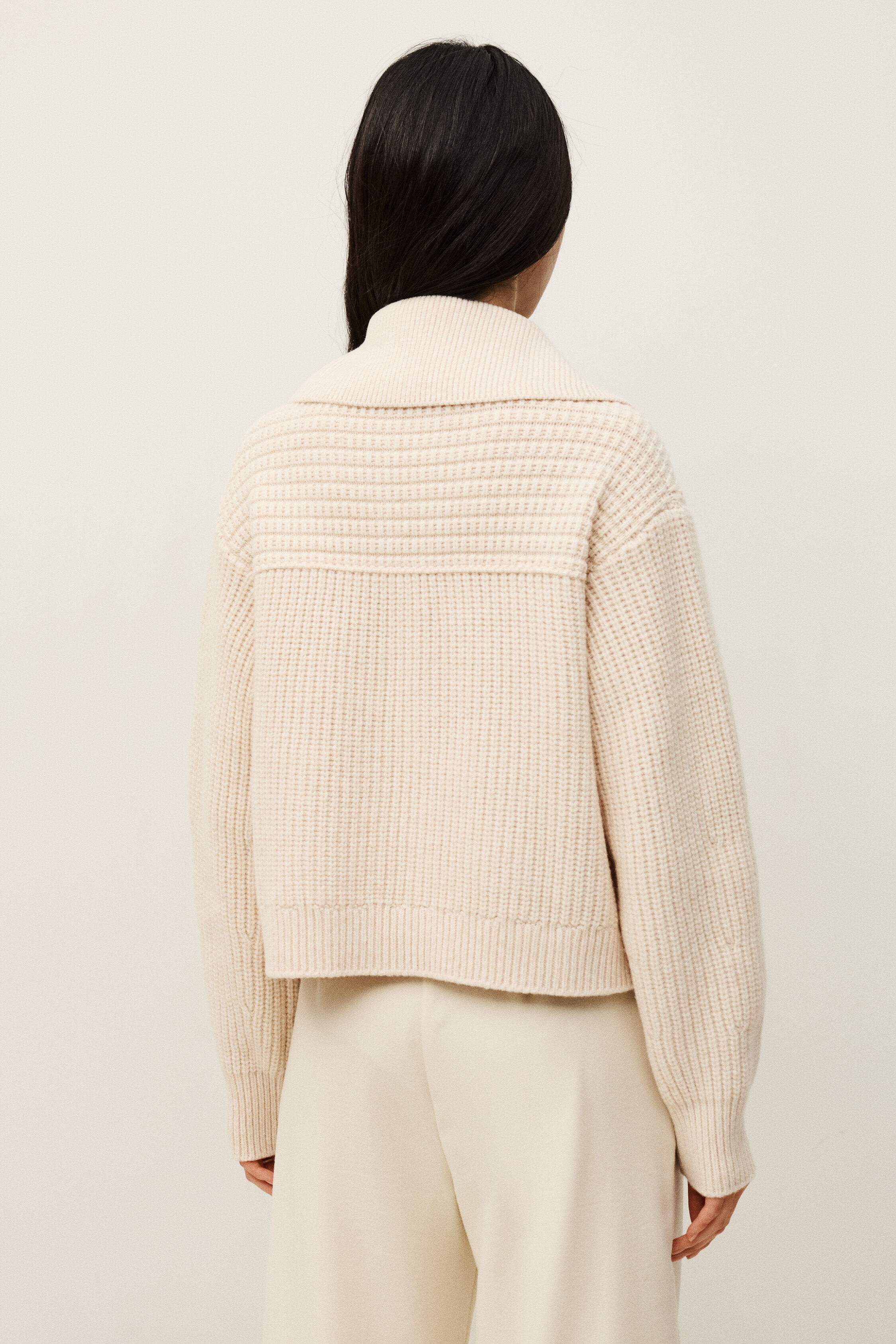 ZATTIE CARDIGAN