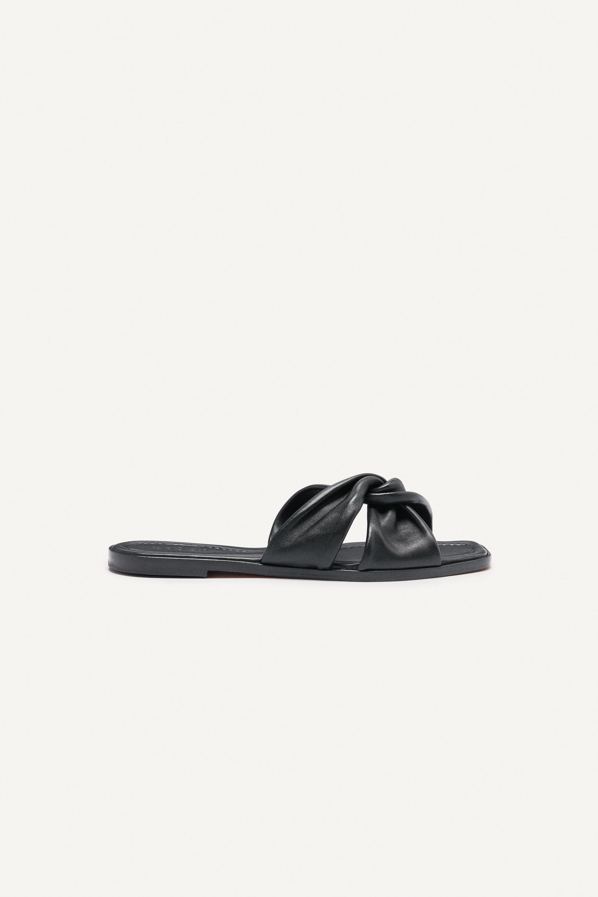 SANDALS FCAPIOKA