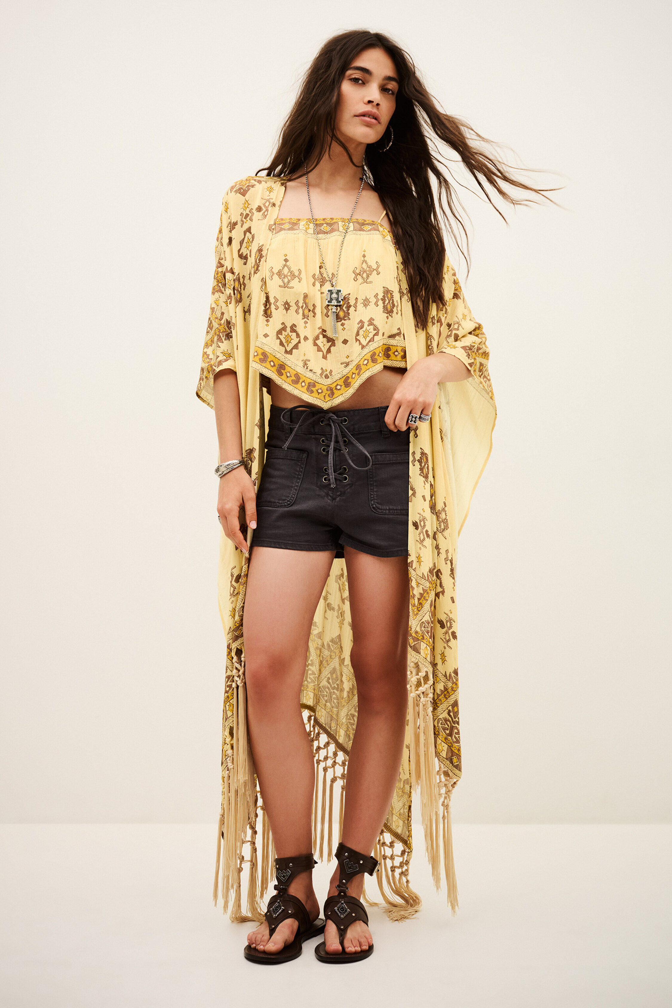 poncho ZELMA