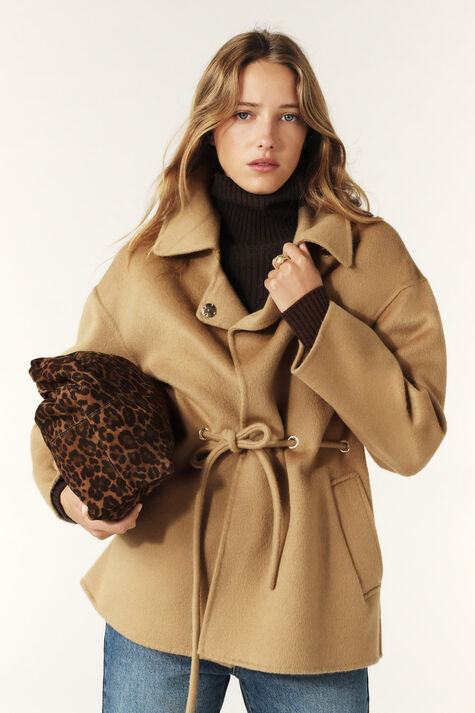 coat KAM