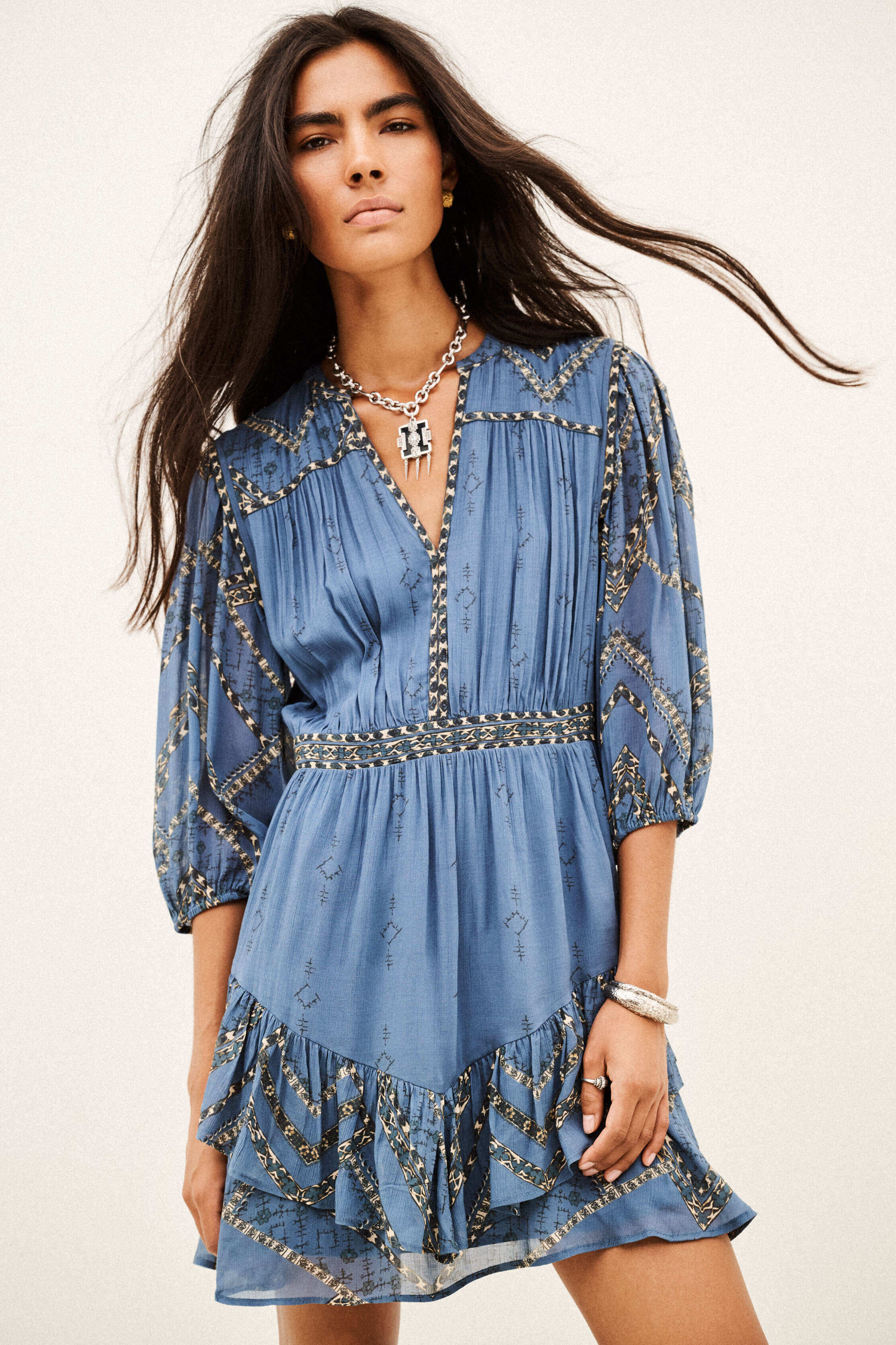 robe POLY