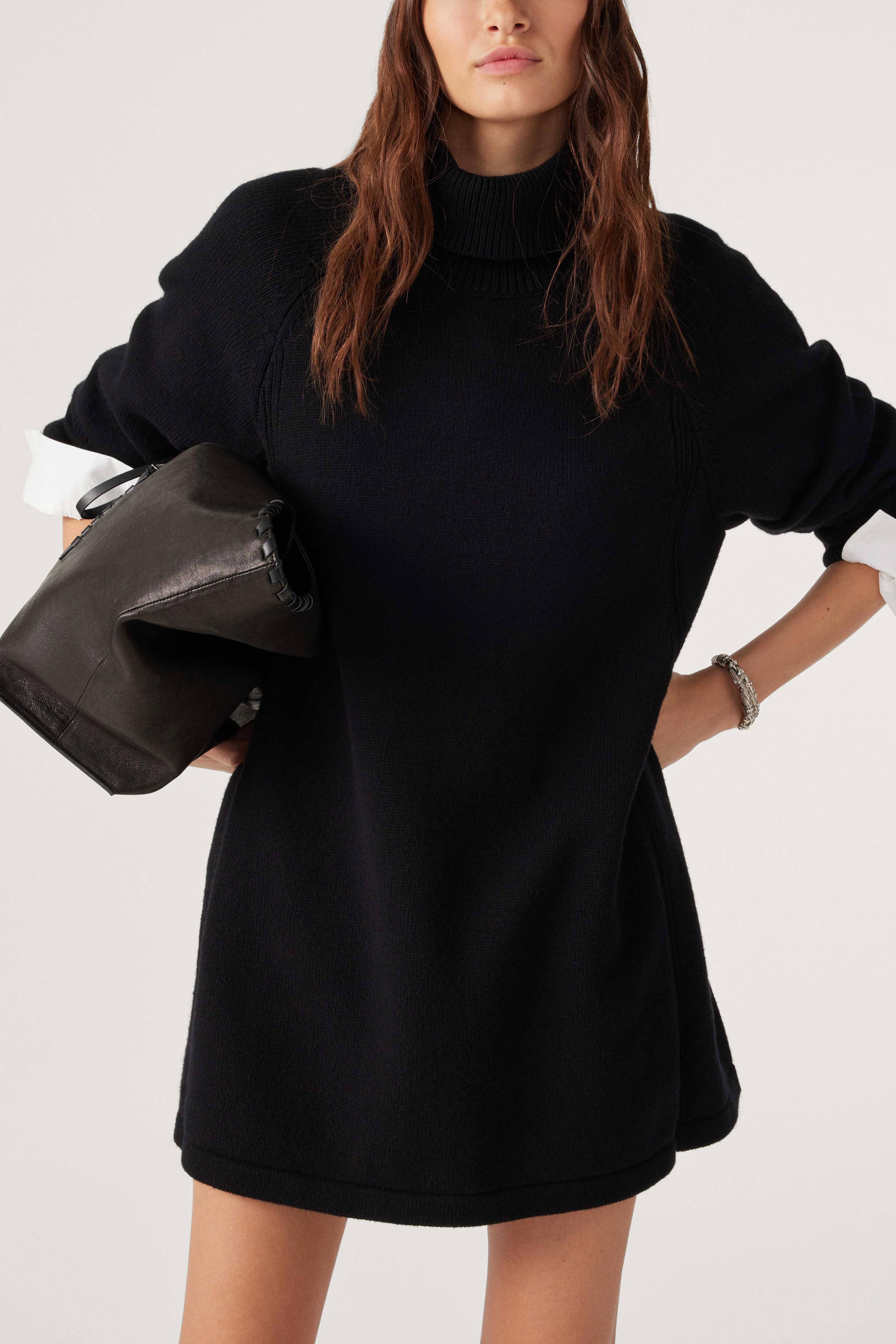 ROBE MEDEE