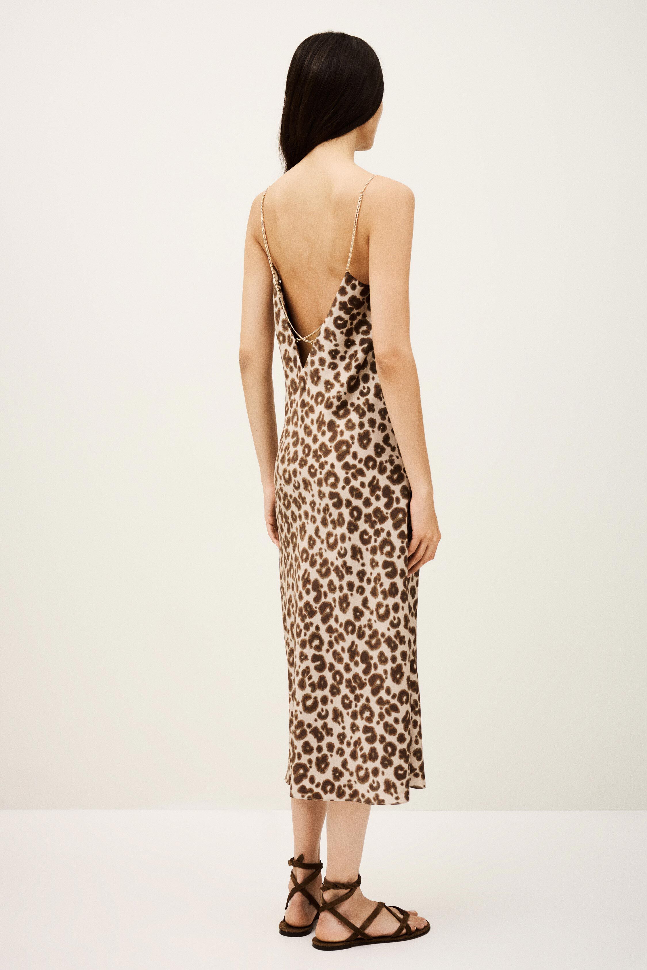 robe BIARA
