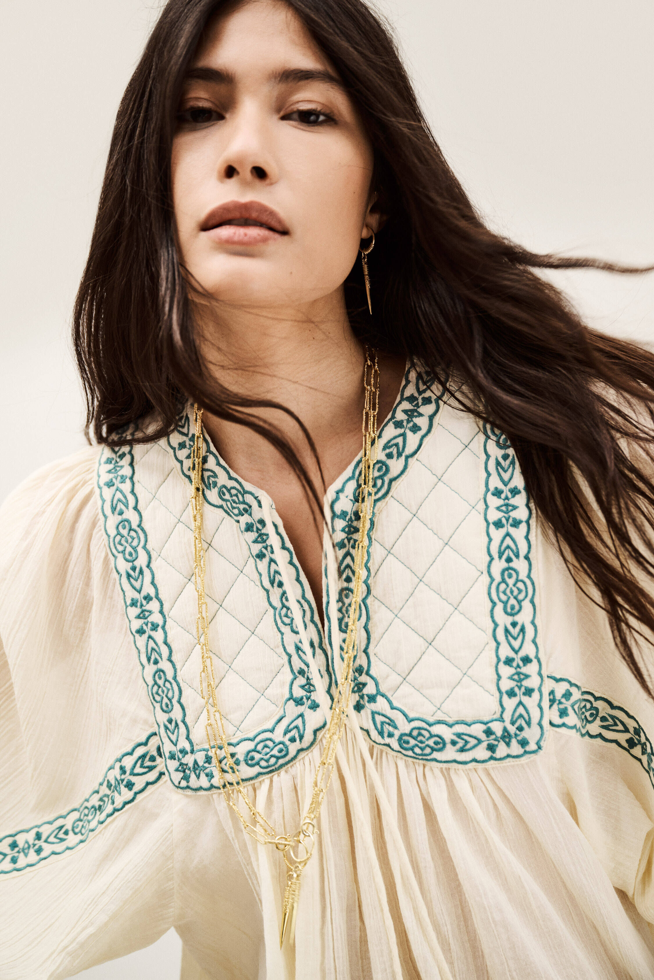 BLOUSE PRAVEEN