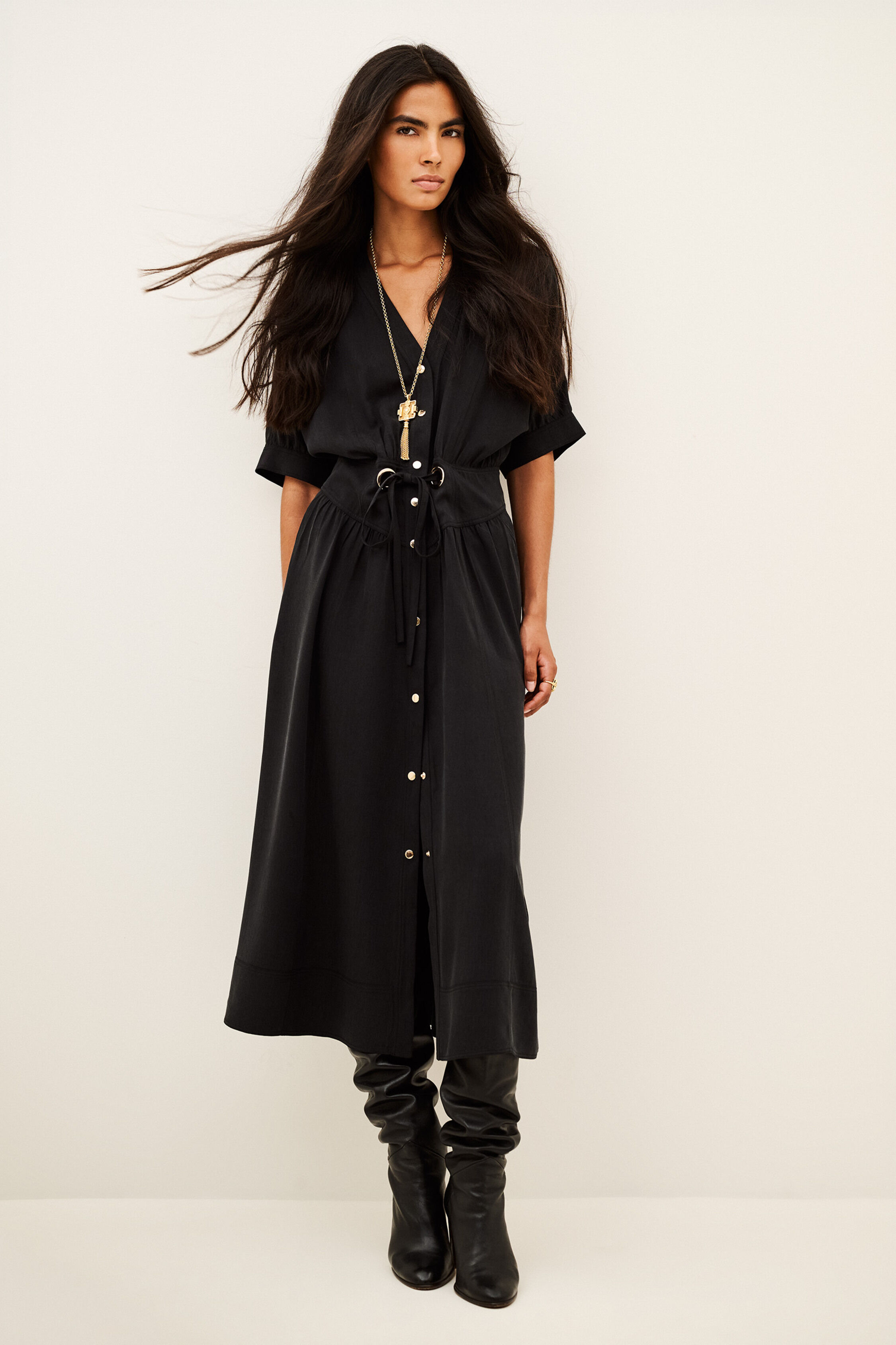 dress PARISA
