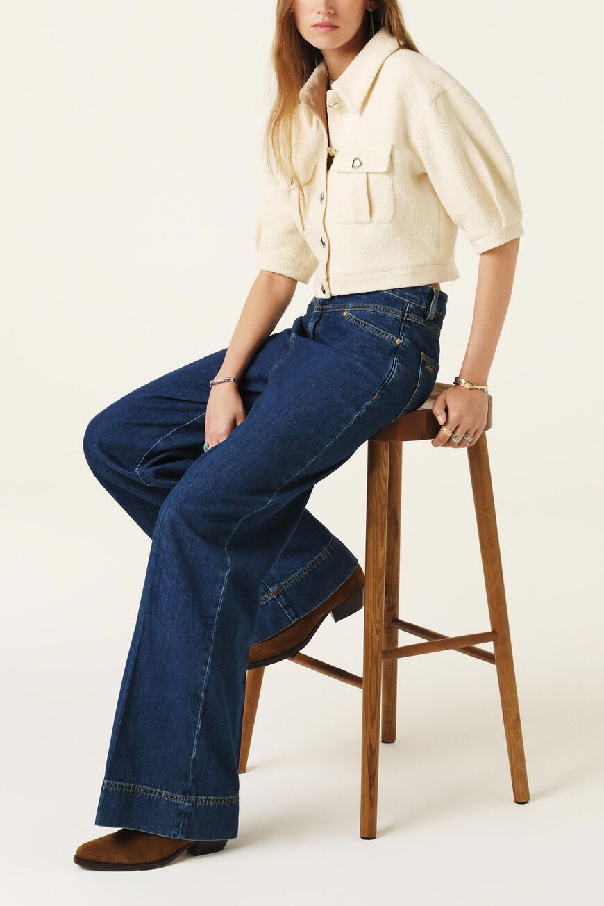 BUTSY JEAN
