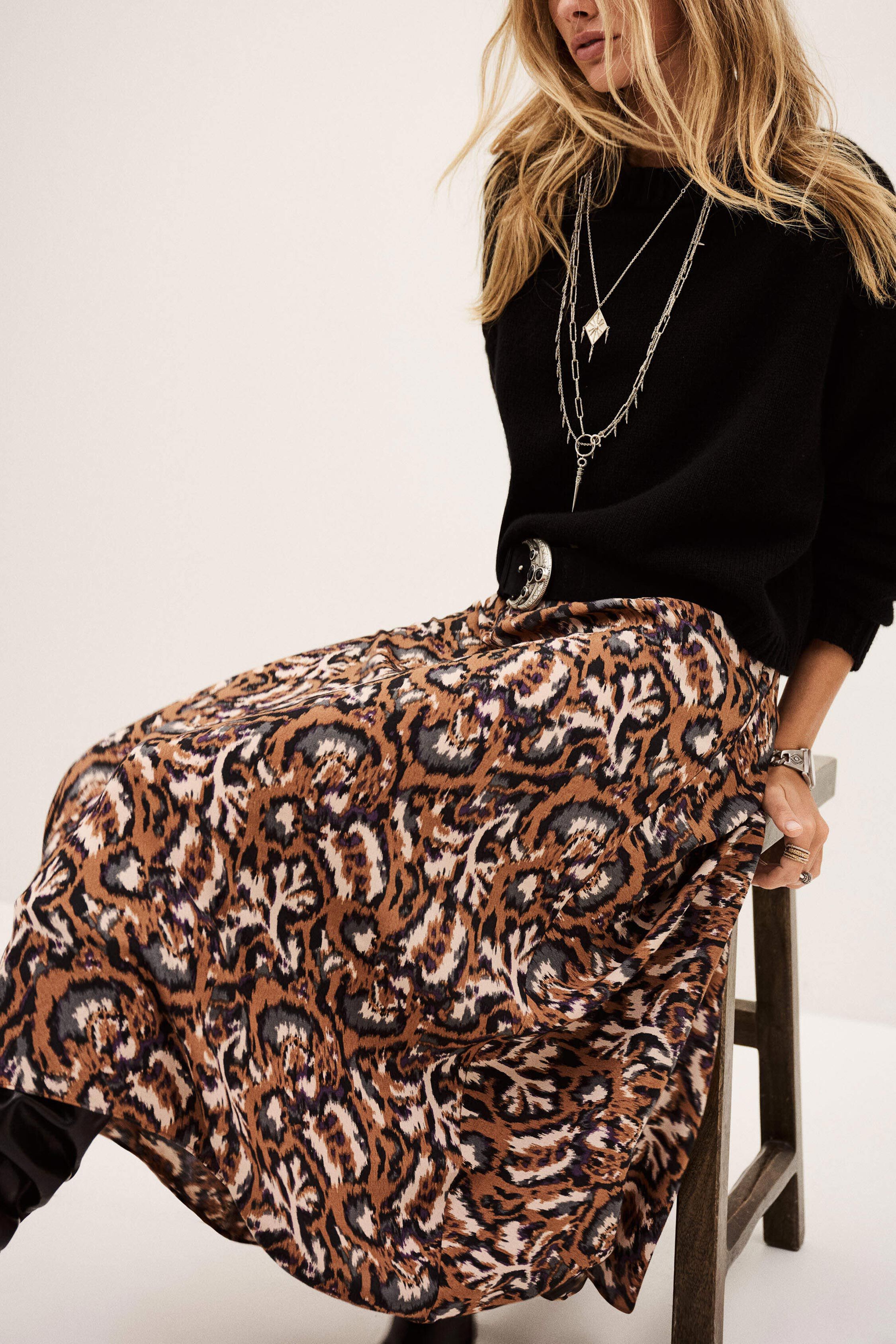 skirt ONINTIA