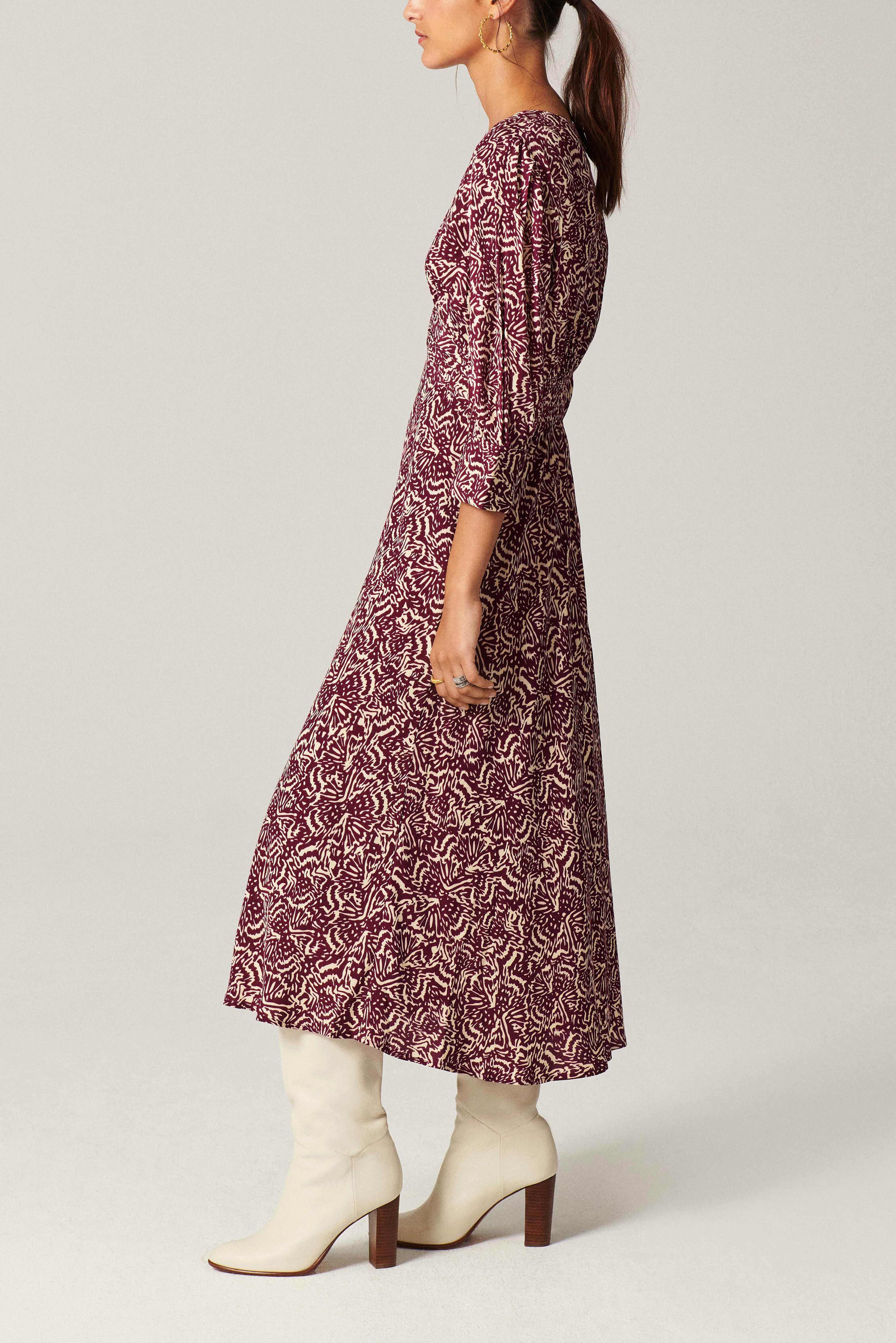 ROBE LOA