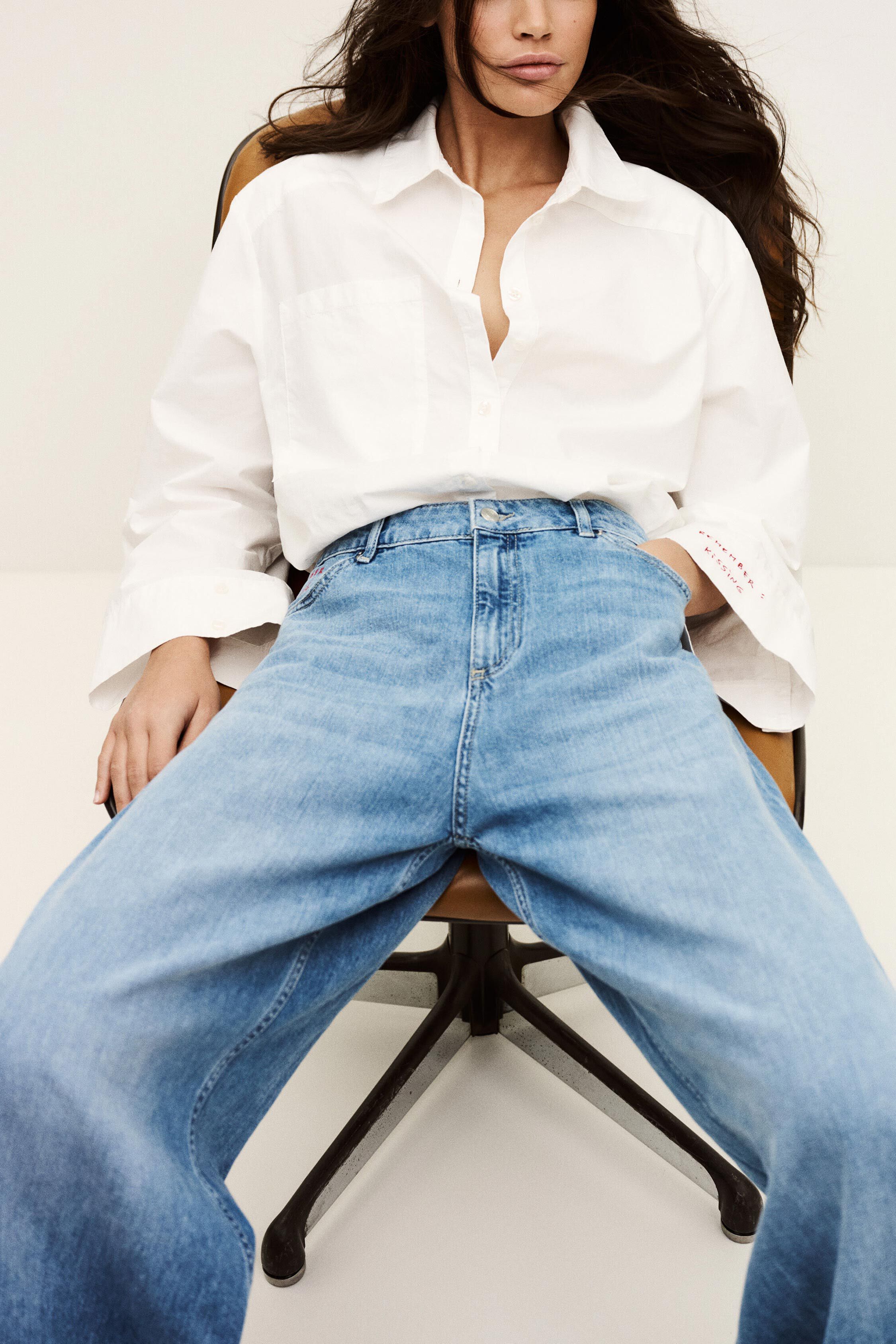 JEANS MUST