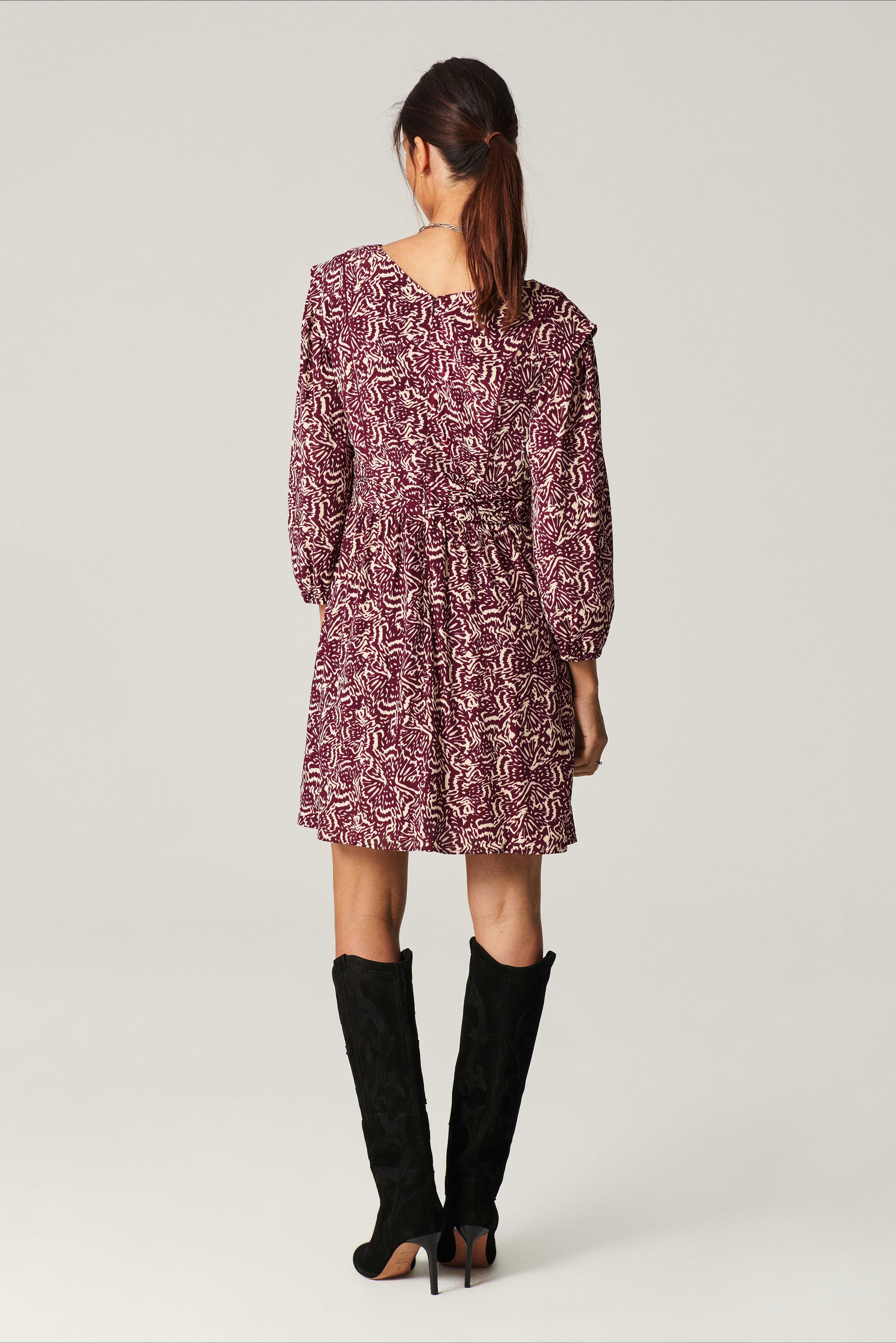 ROBE LIA