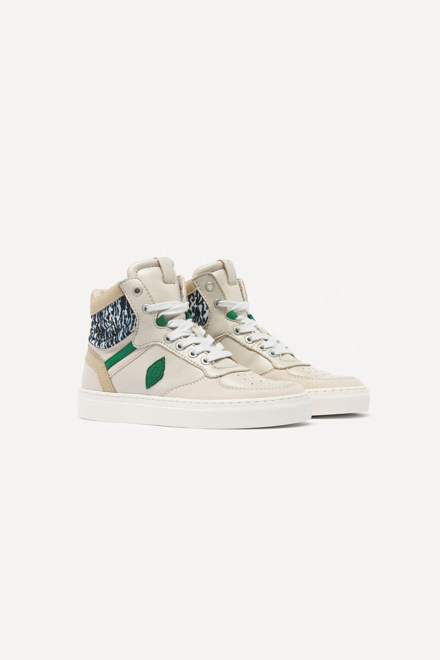 TRAINERS CRUSH