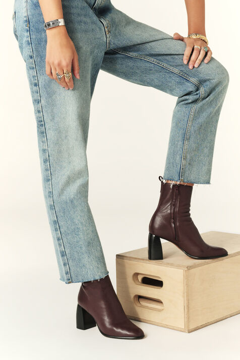BOOTS CARRIE