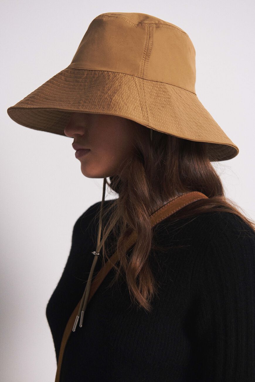 HAT HUMBRELLA