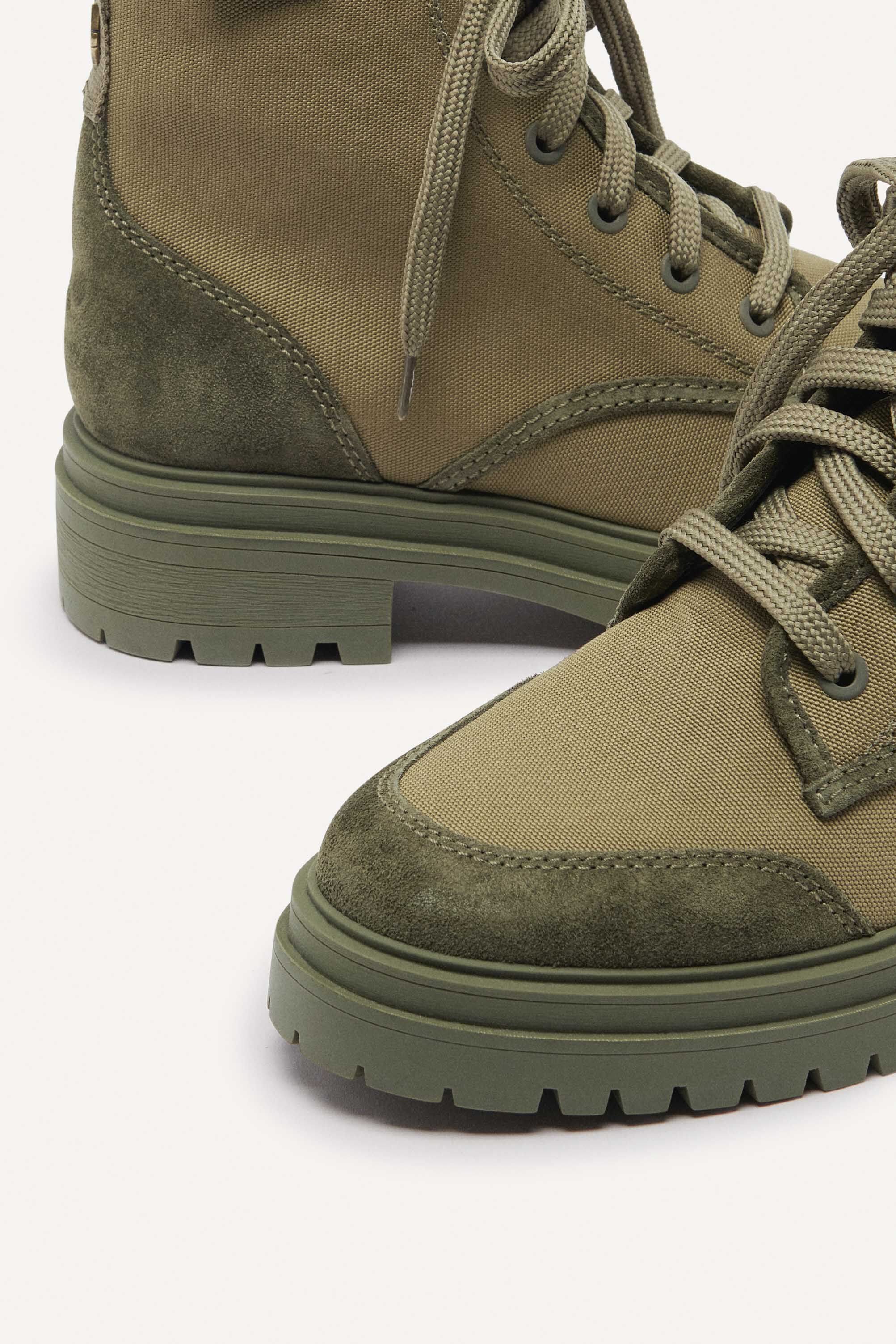 ANKLEBOOTS CANASTRA