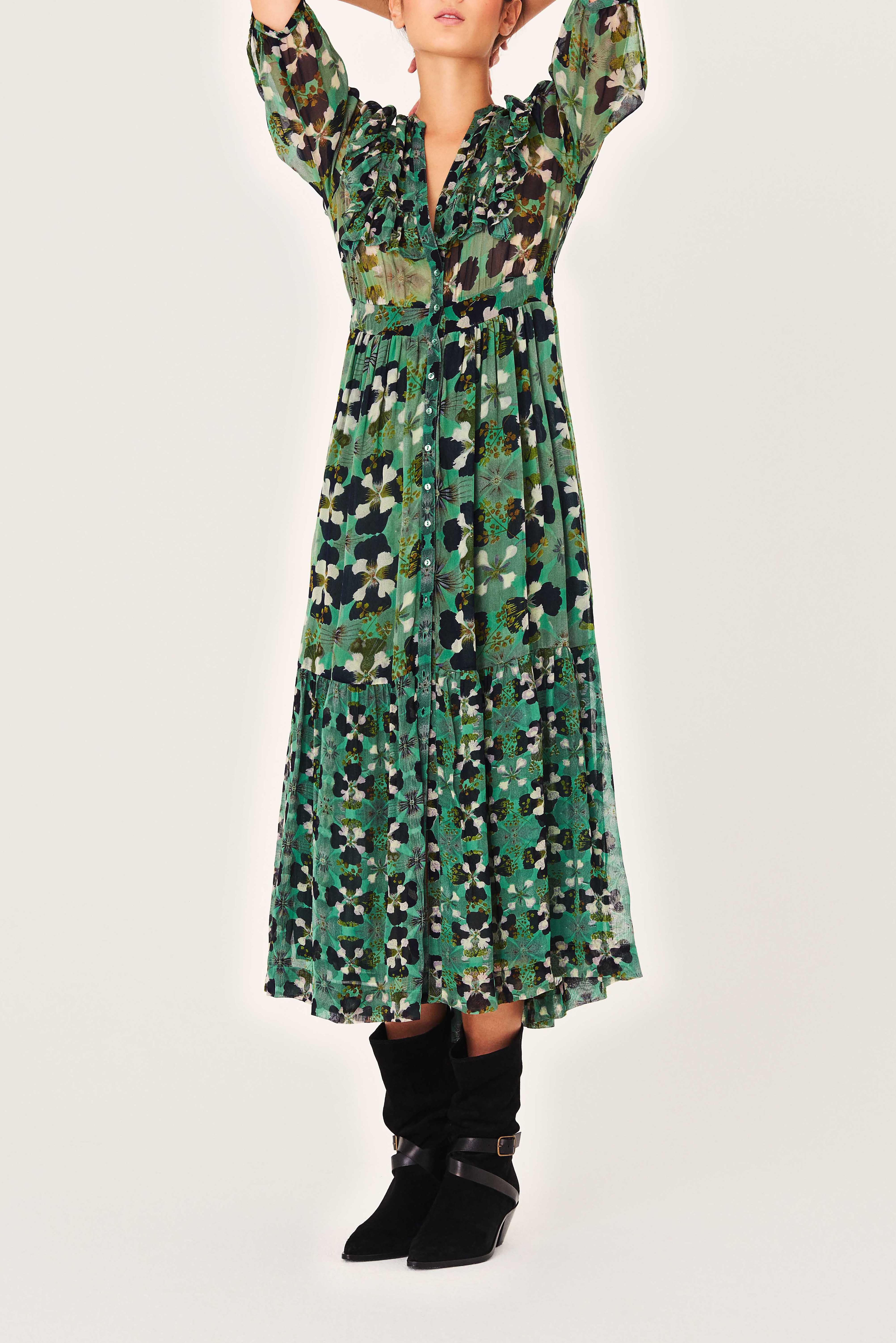 DRESS HOOPER