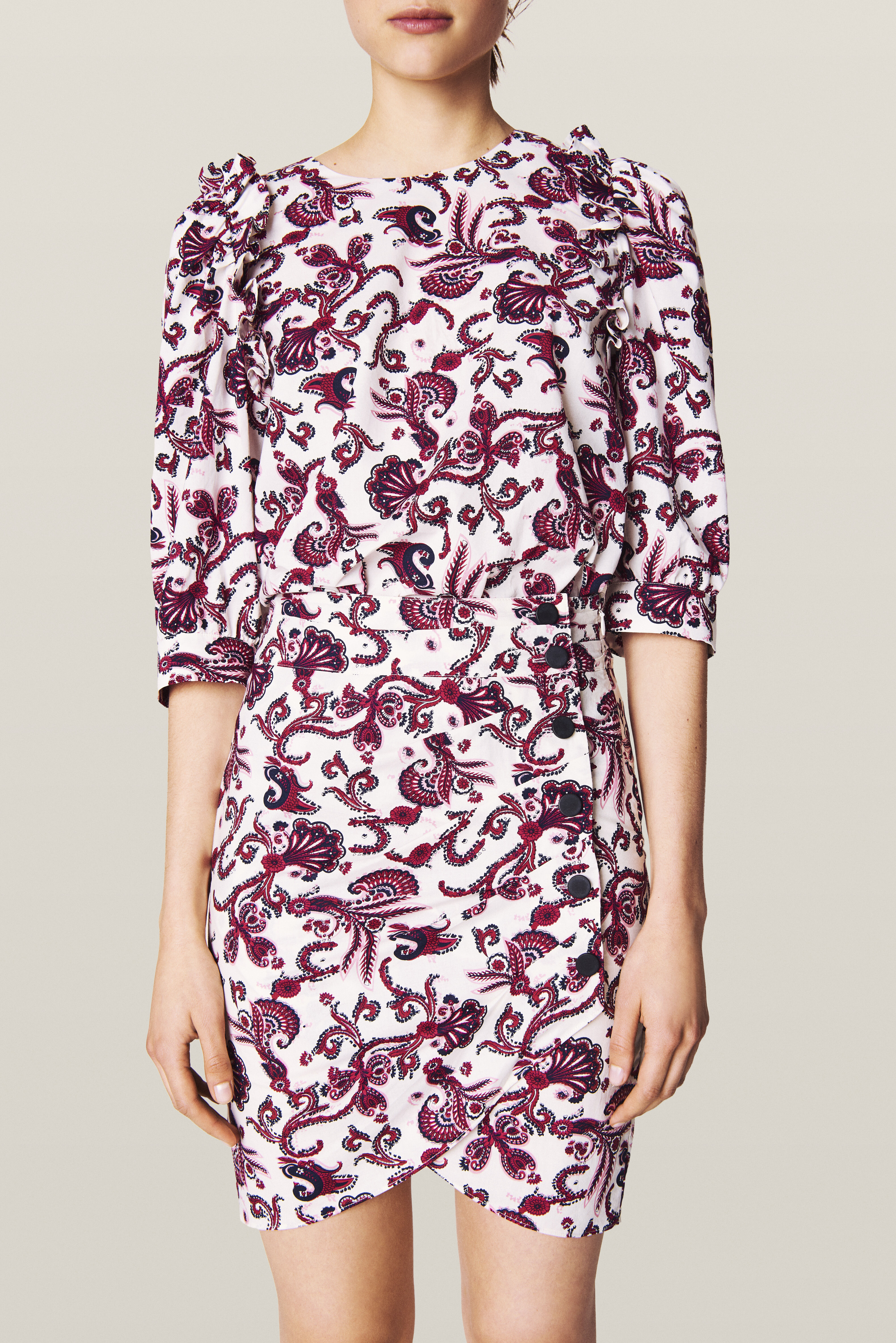 ROSTER SKIRT