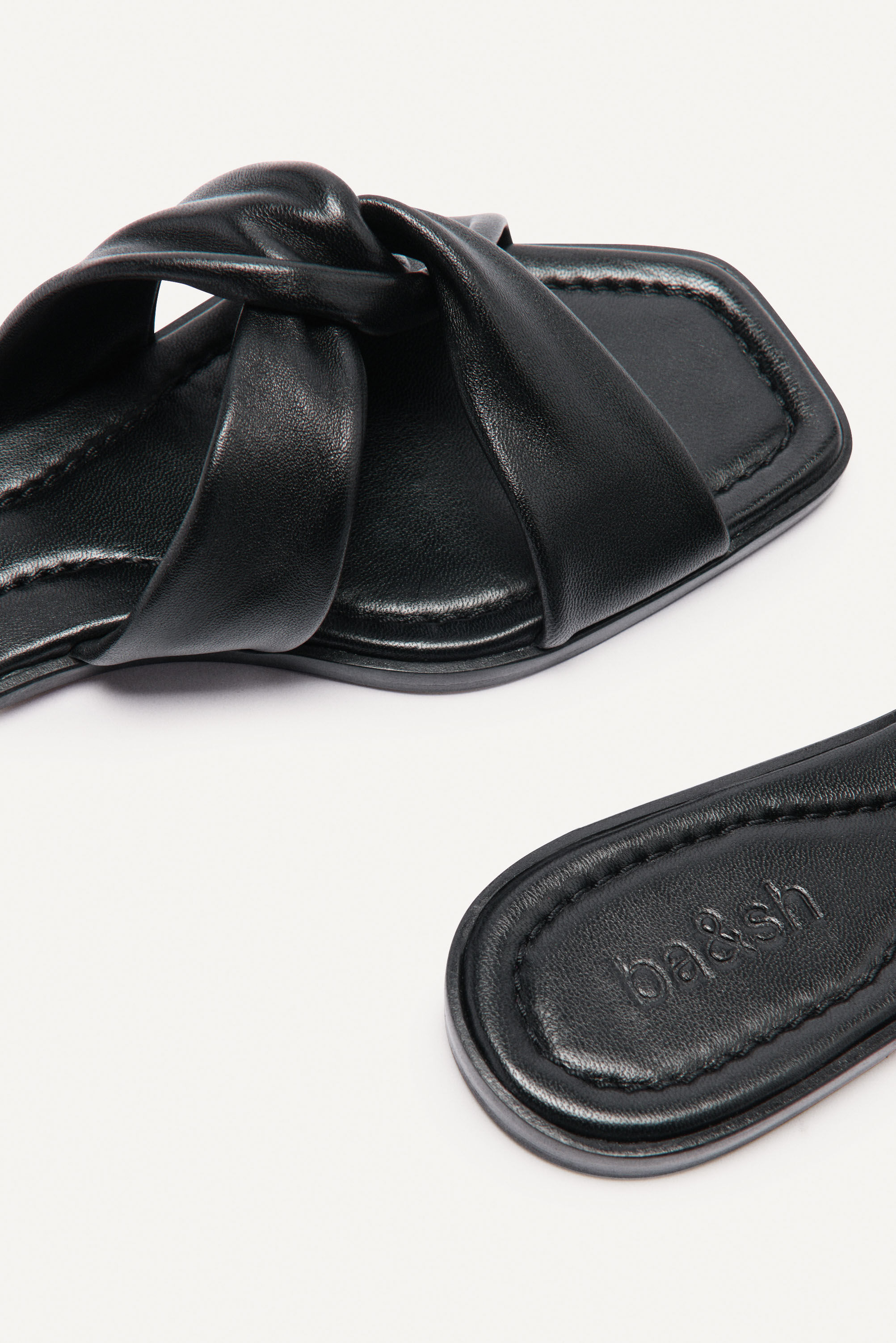 SANDALS FCAPIOKA