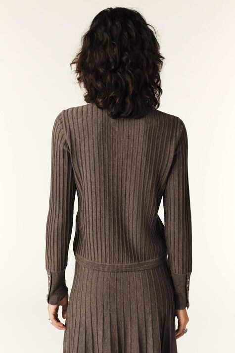 jumper JINIE