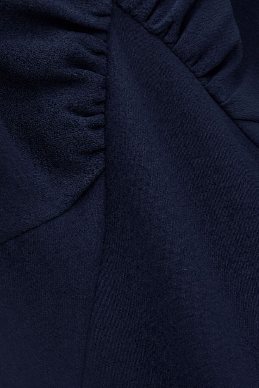 robe CLASH