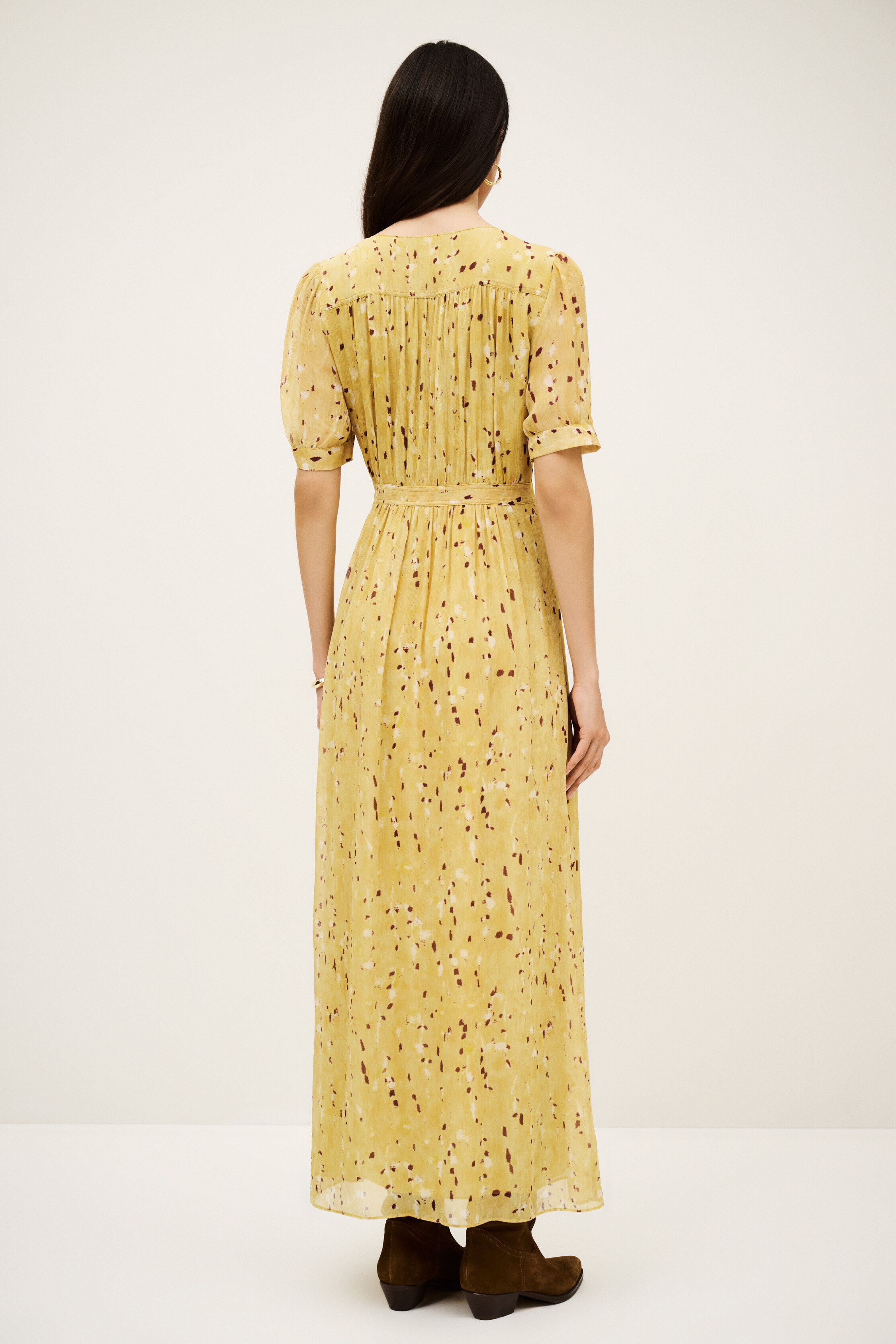 robe KRIS