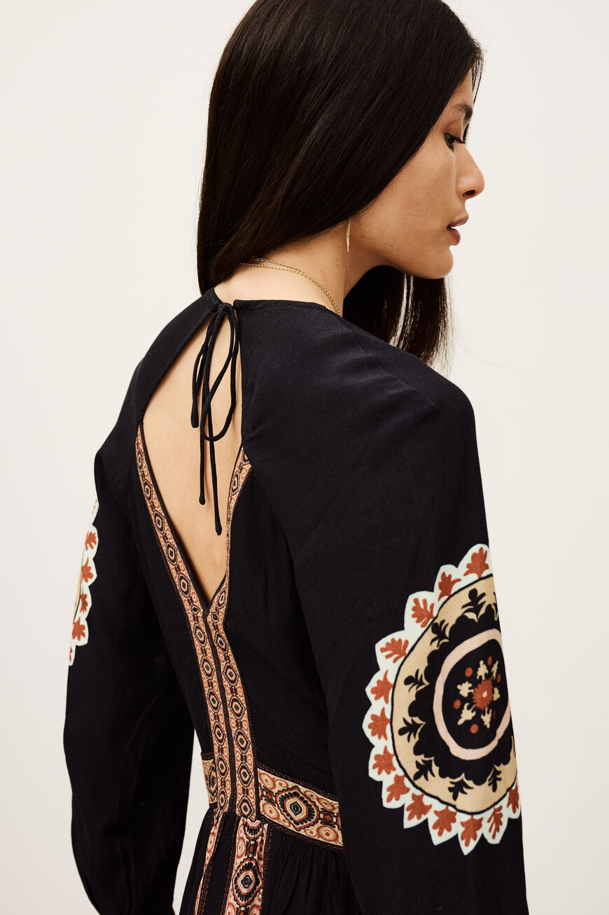 Damenmode – Französische Kleider, Trägertops & Kimonos | ba&sh DE