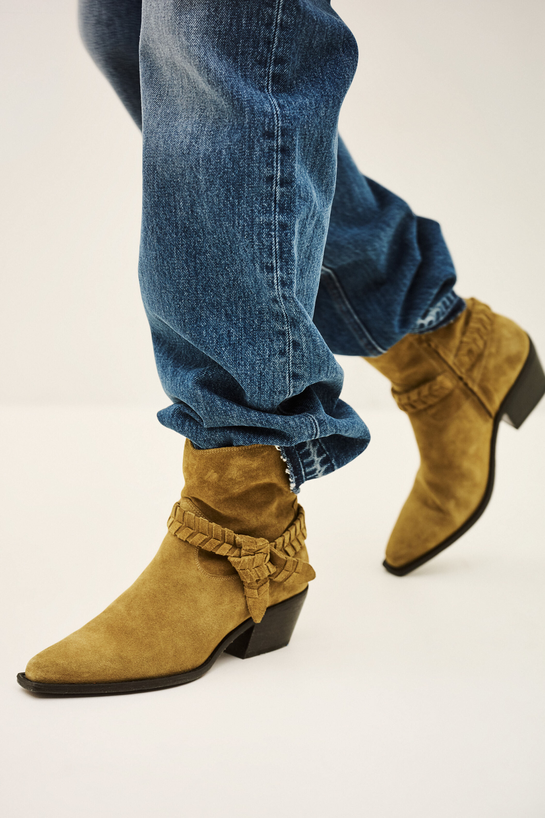 -Schuh LOWCOWBY
