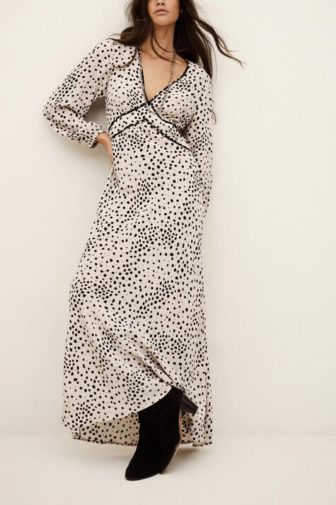 dress DERBY