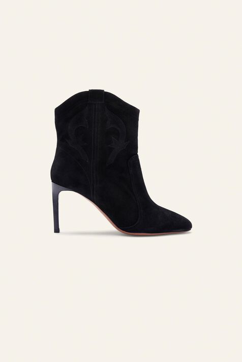 CAITLIN BOOTS