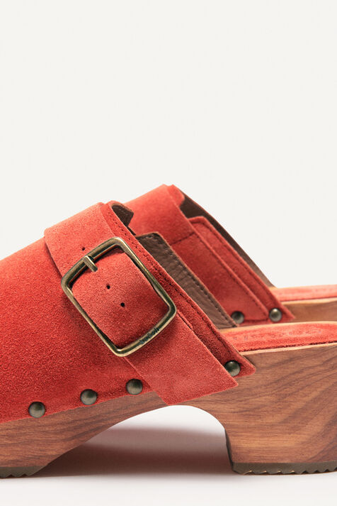 CLOGS CLOG