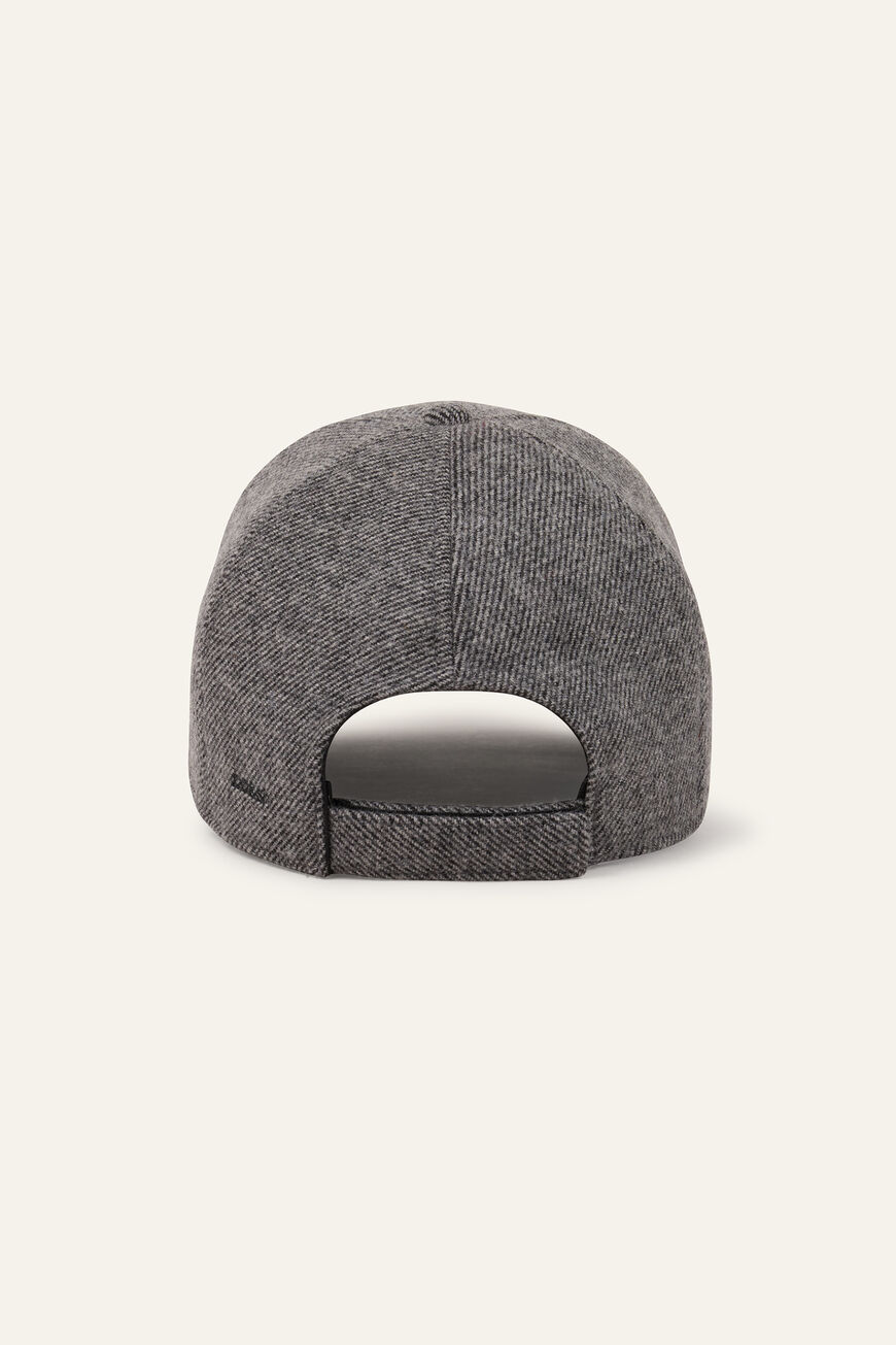 baseball cap NEW HUGO