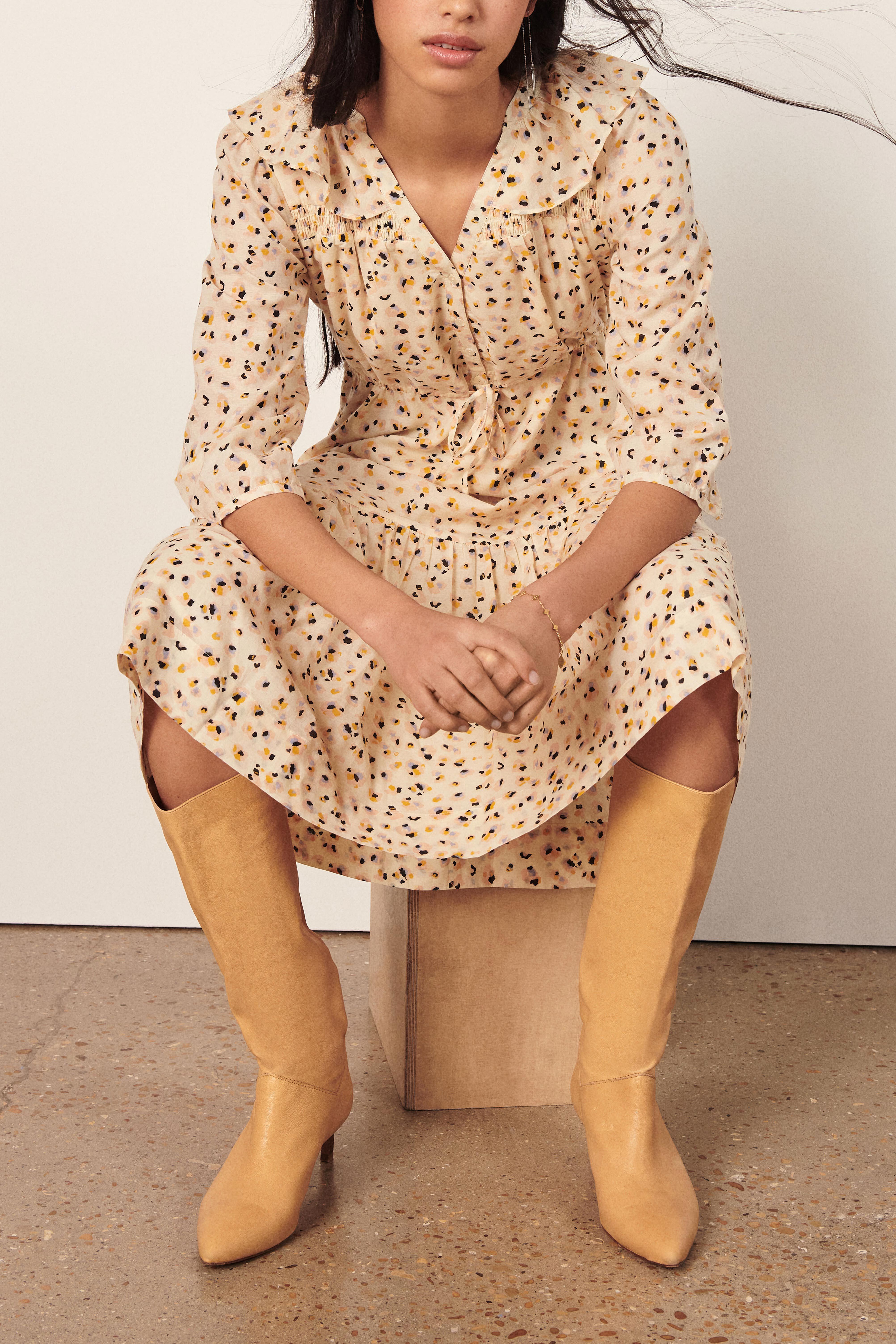 DRESS BOWIE