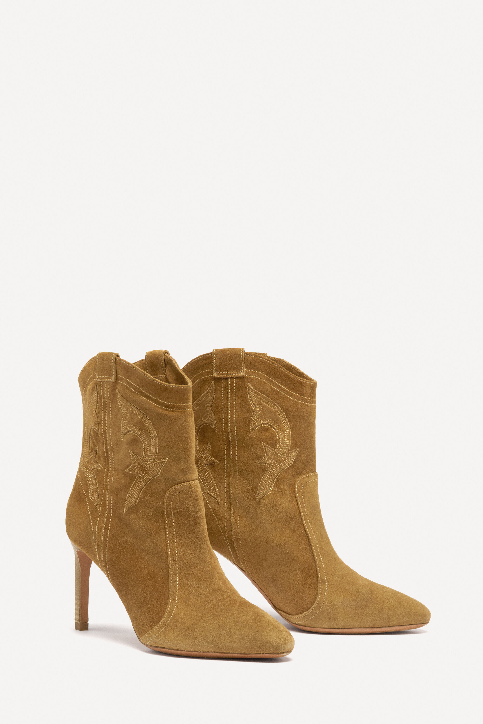 BOOTS CAITLIN