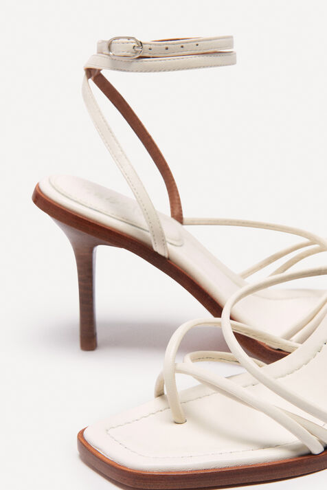 SANDALS CAMMELIE