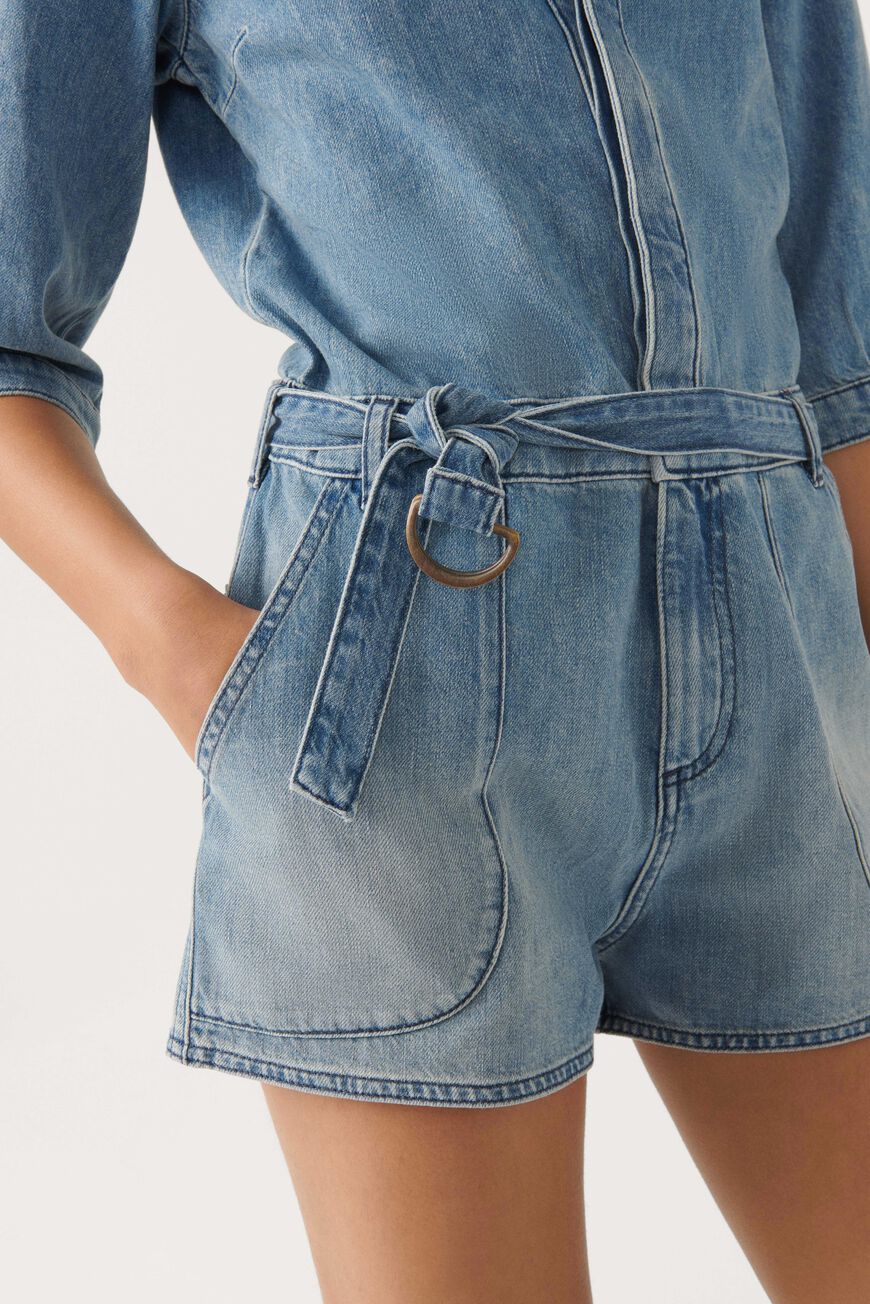 PLAYSUIT FIVE