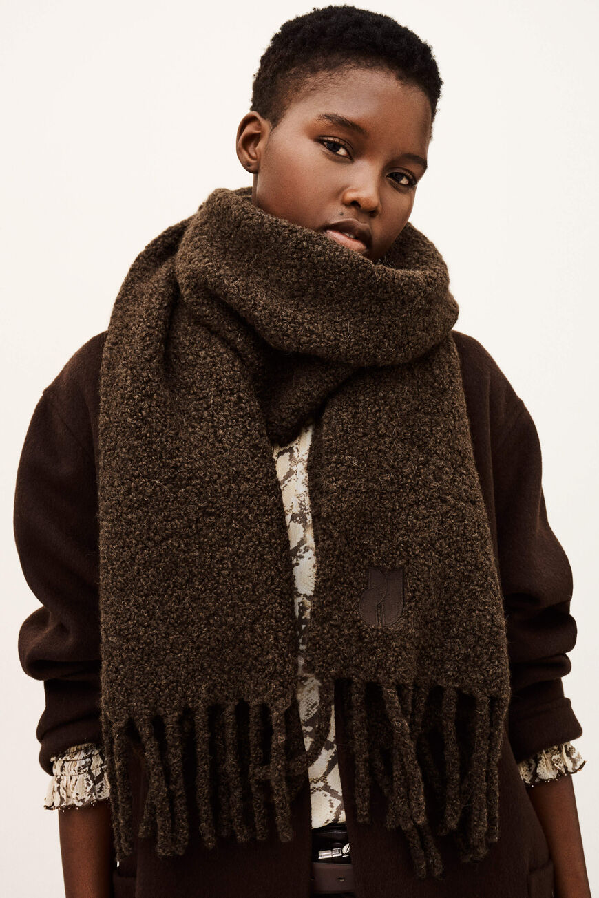 scarf SASHA