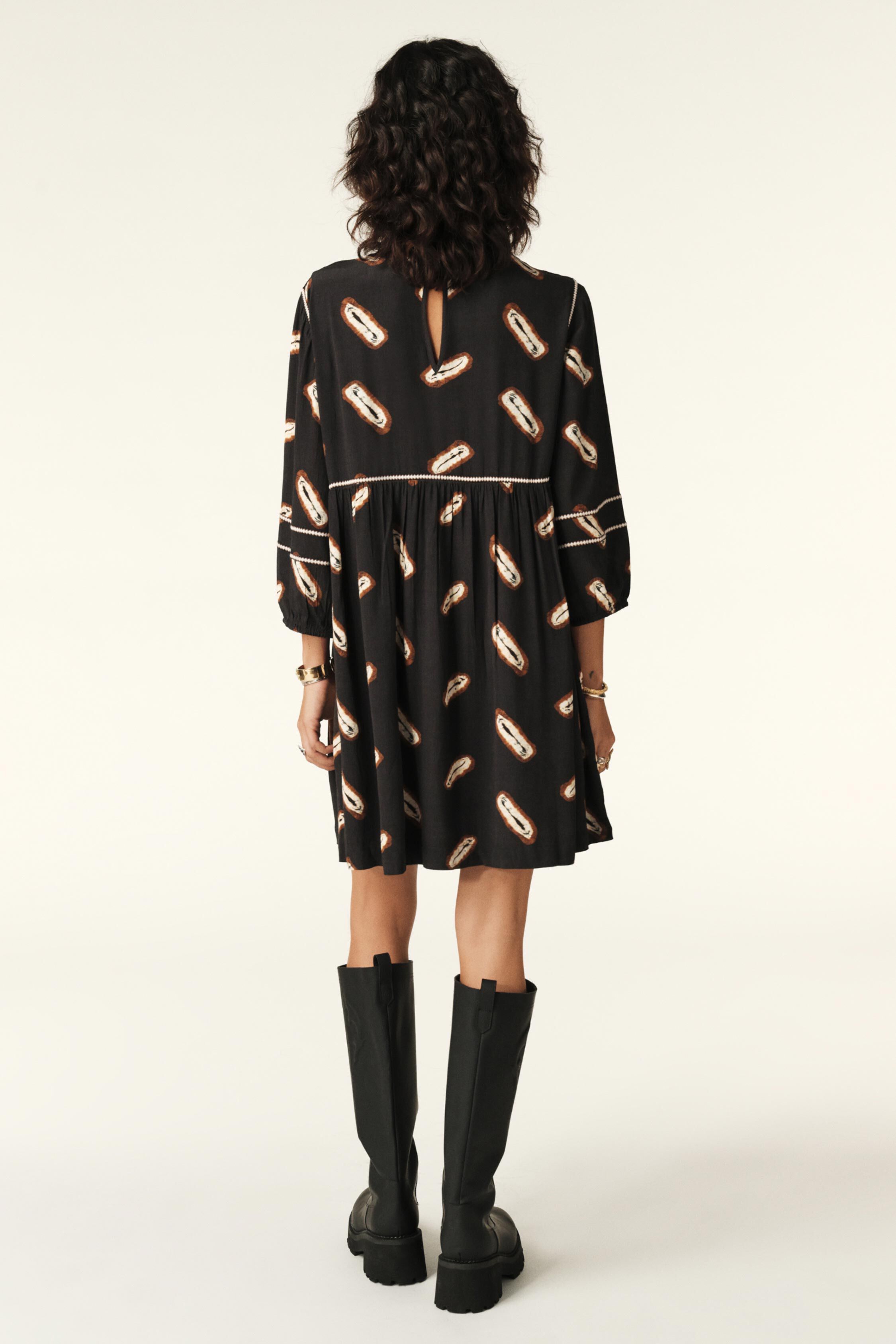 robe CRISPY