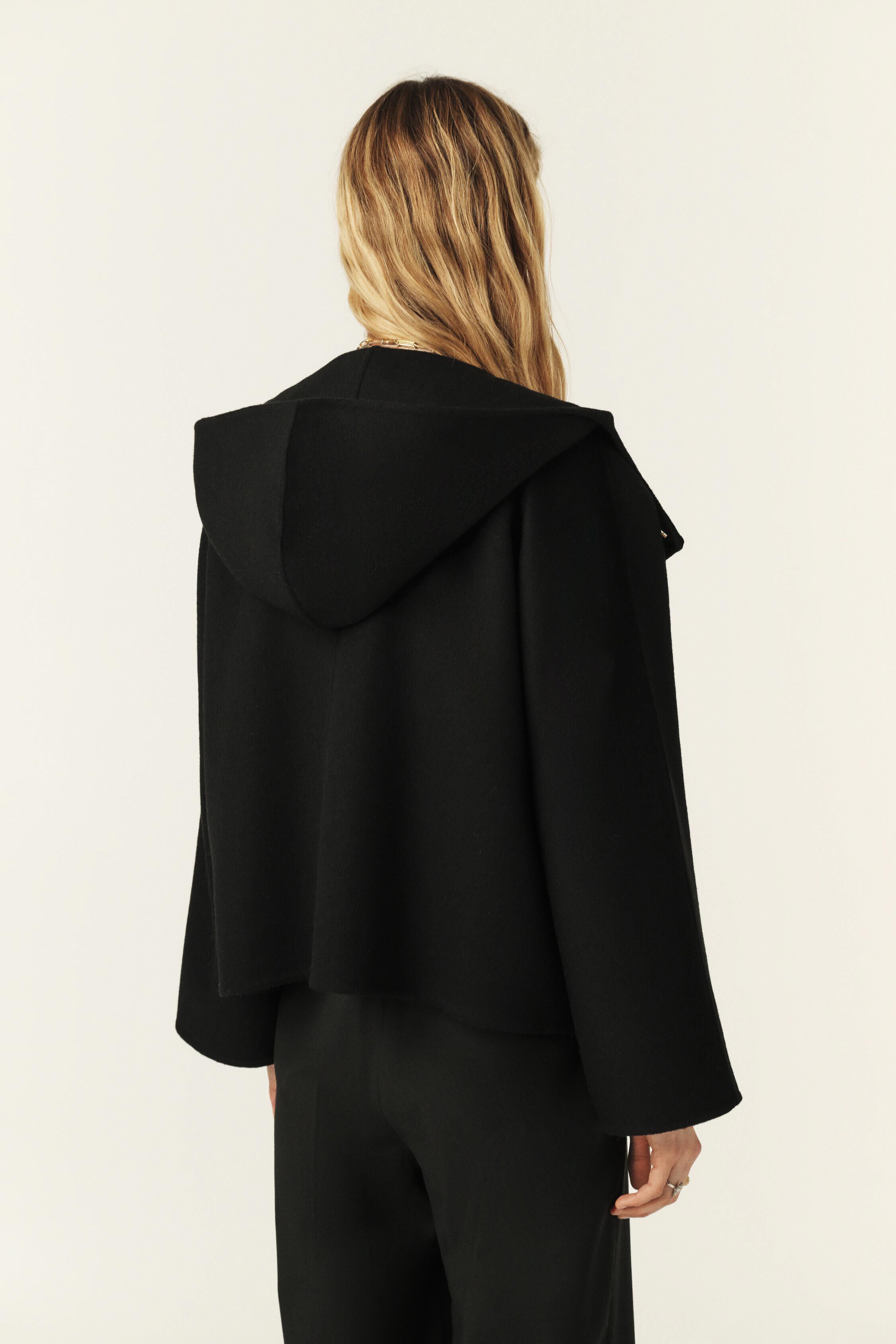 jacket KOVE