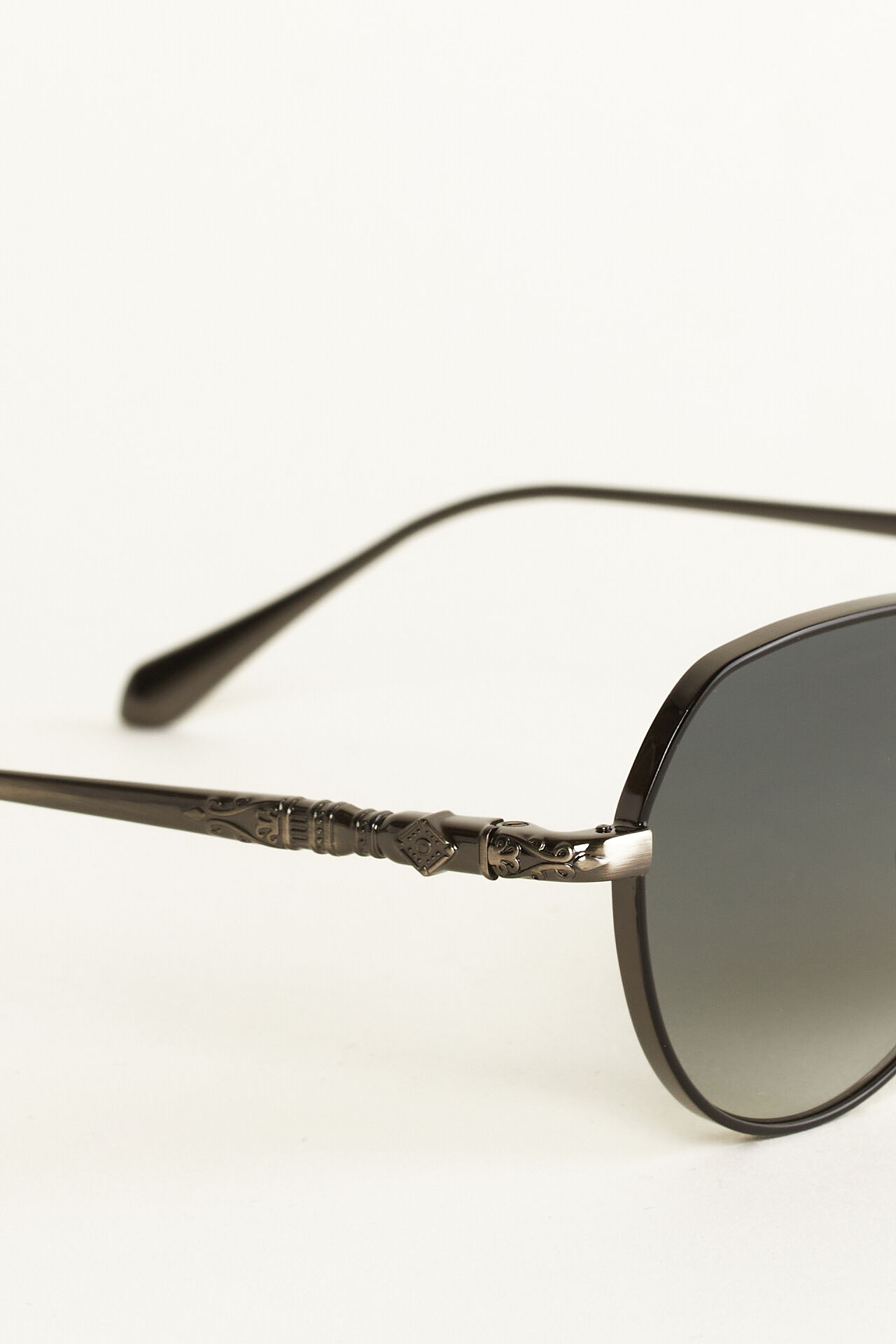 SUNGLASSES LOLLY