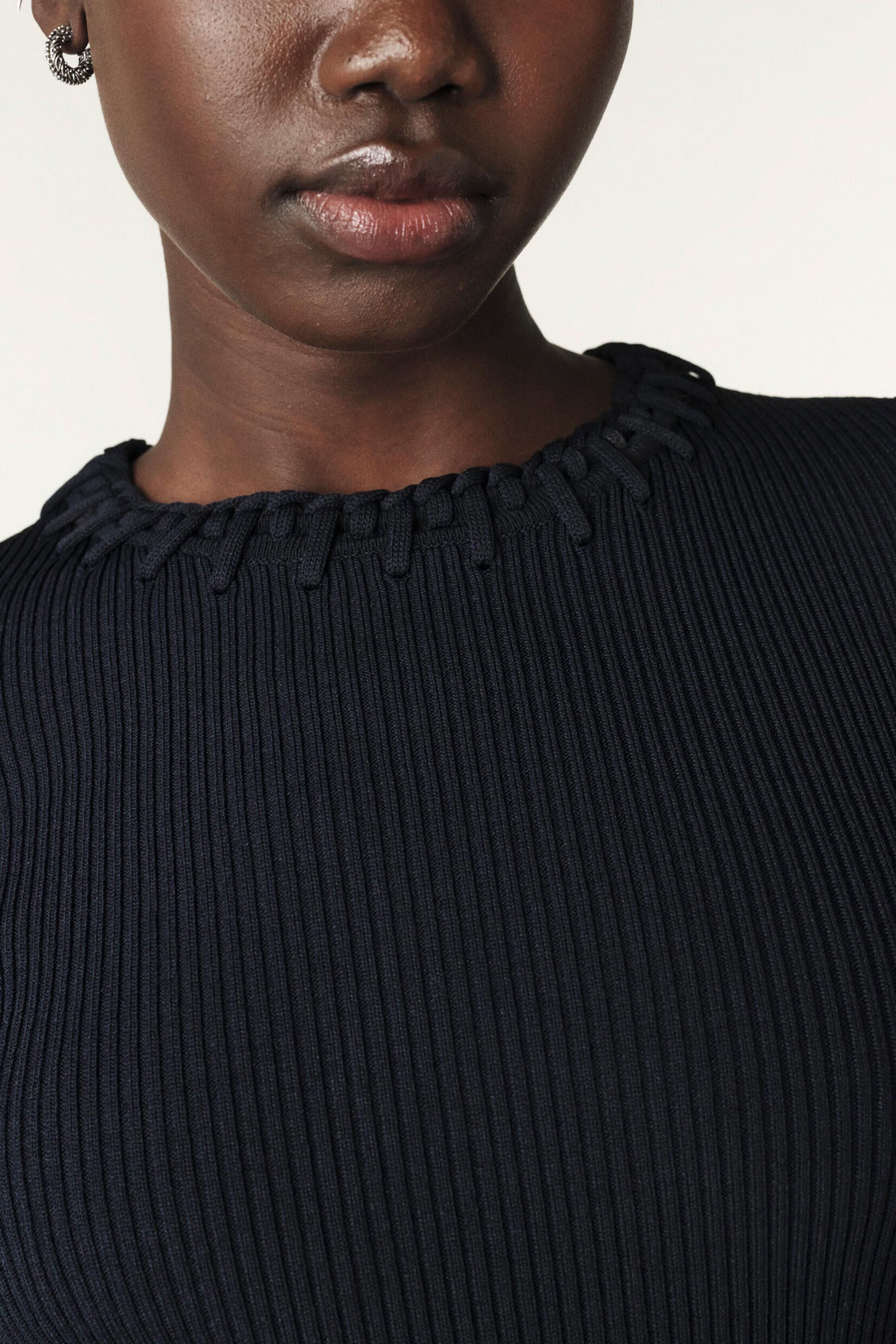 jumper TAMI