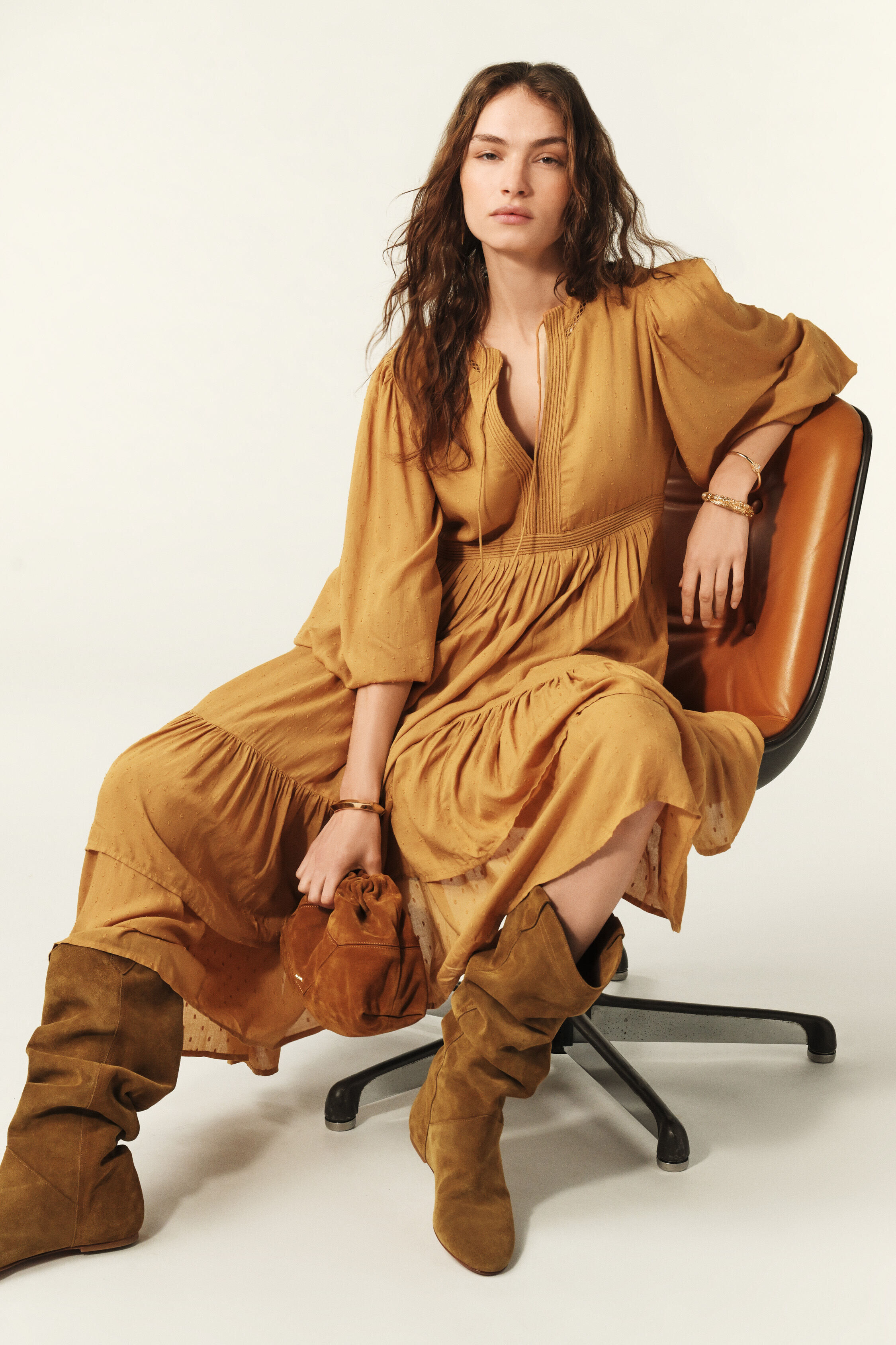 DRESS PLUME