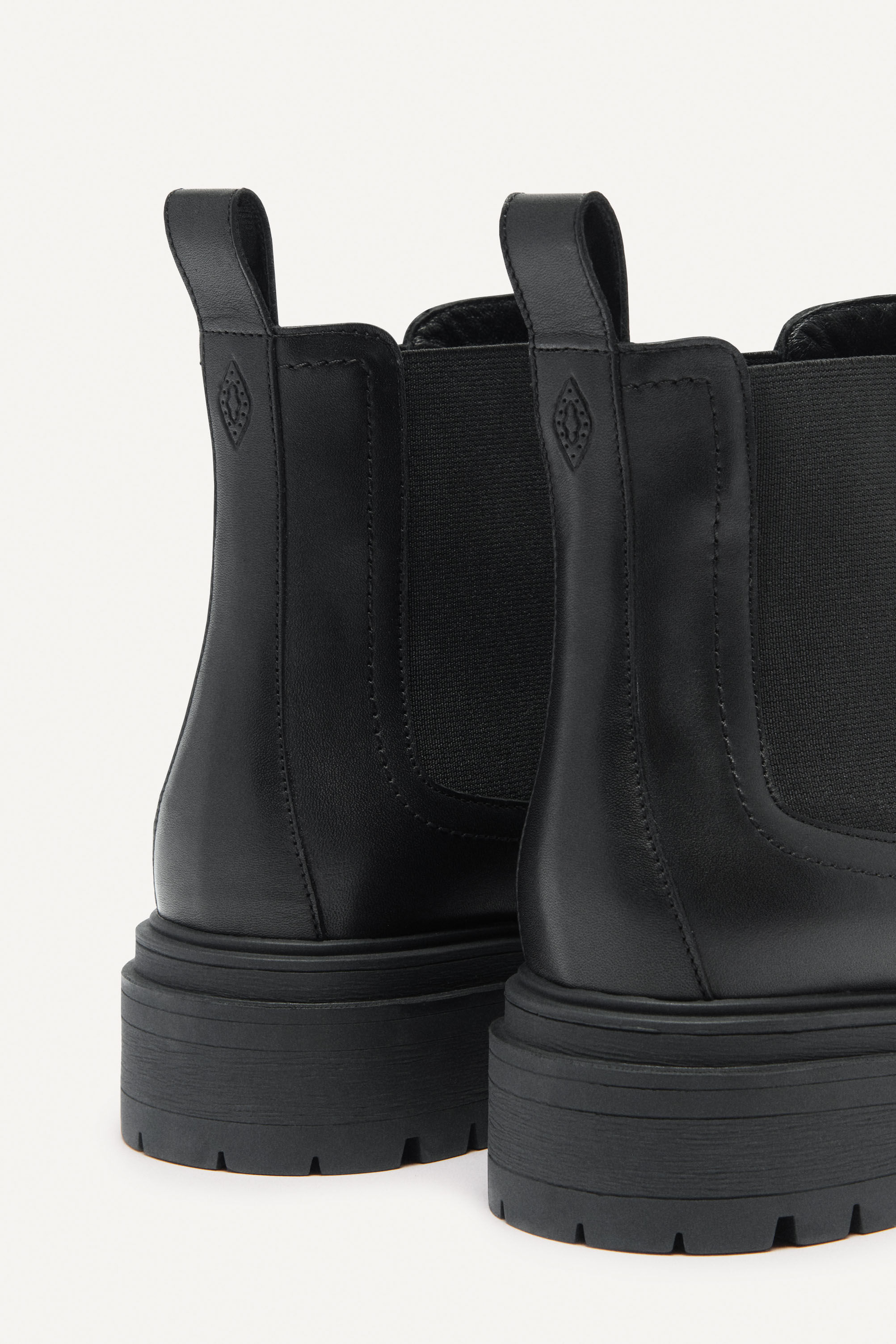 BOOTS CCODA