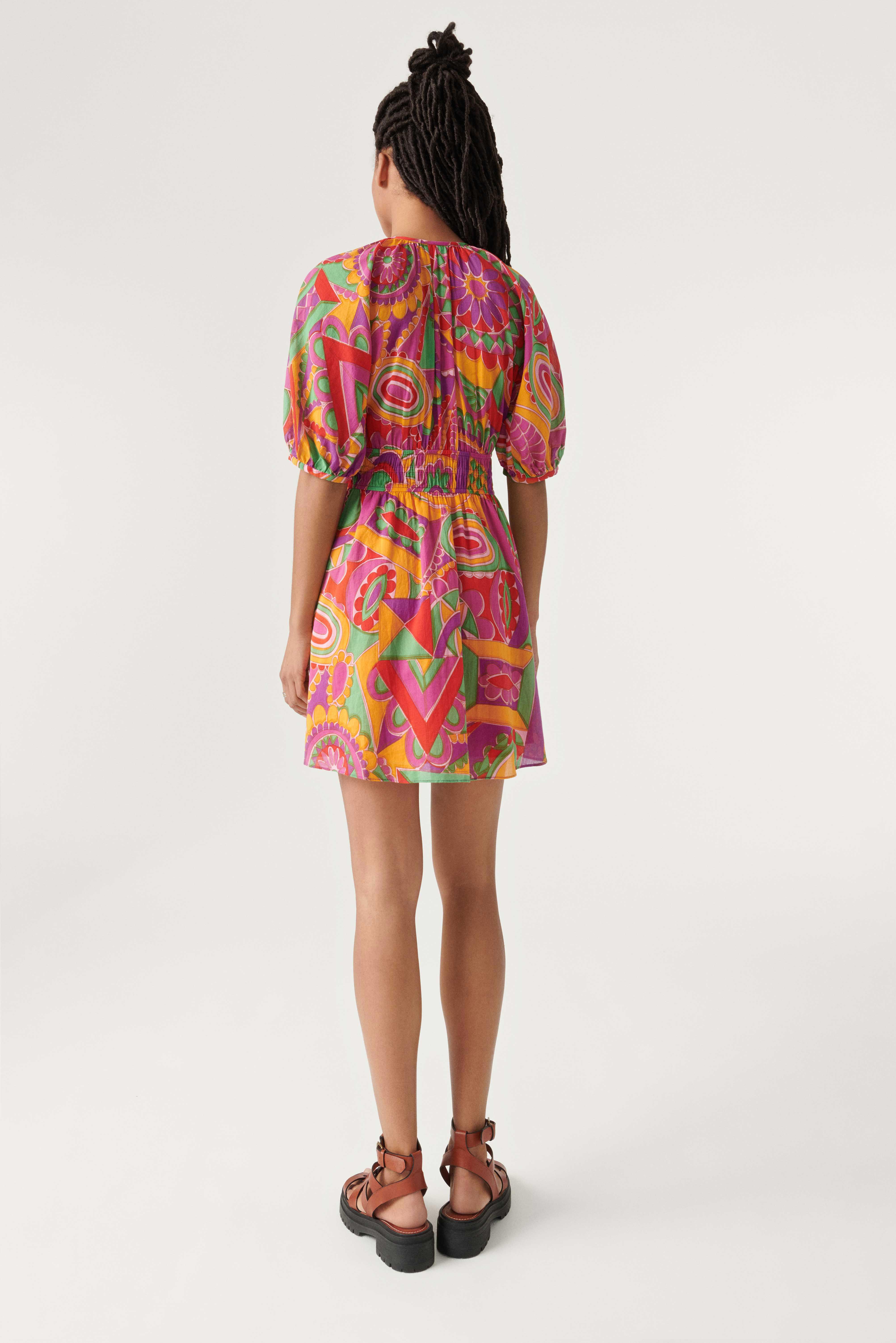DRESS DOVA